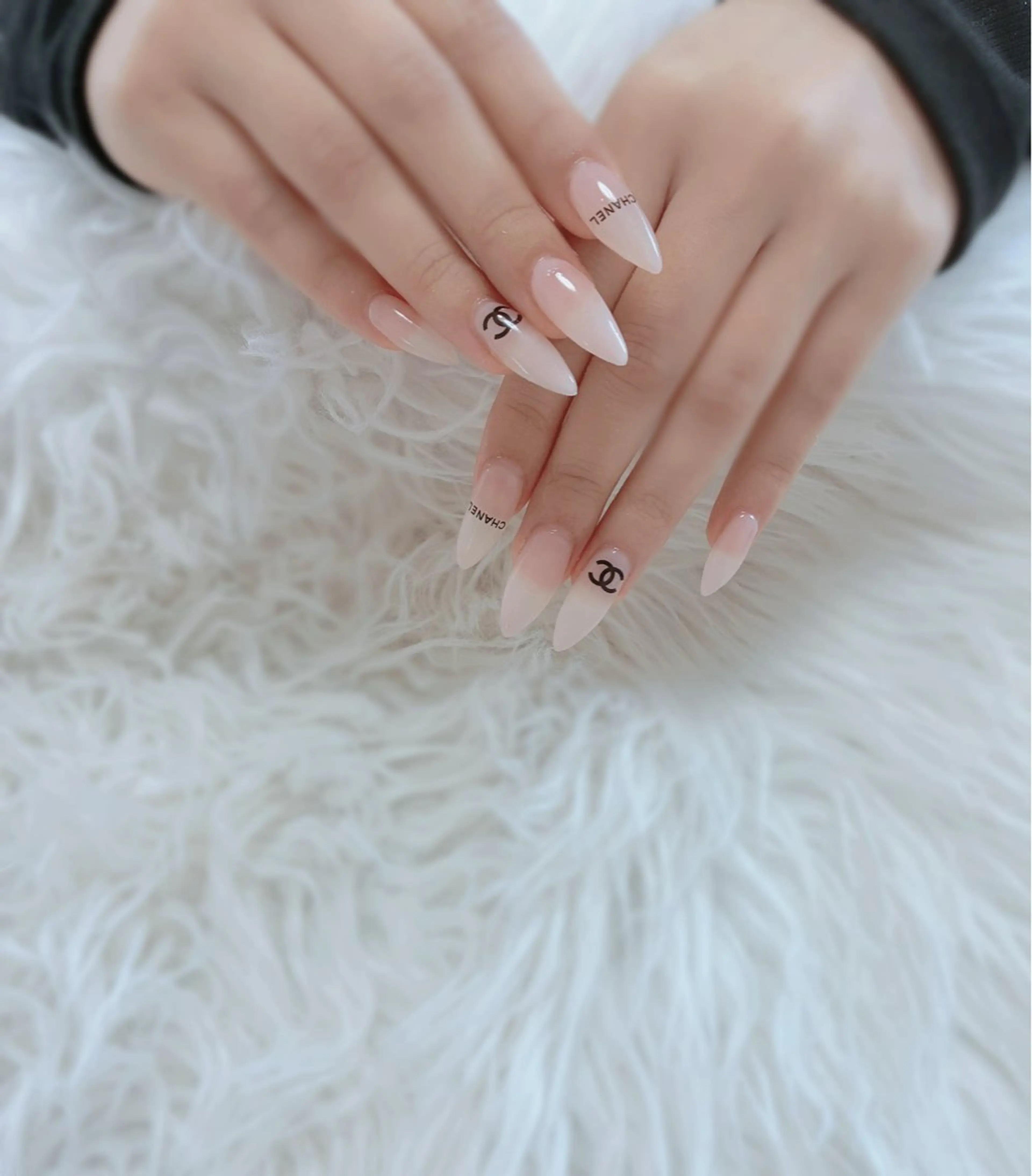 ネイル ESPOIR Ｎのネイルデザイン