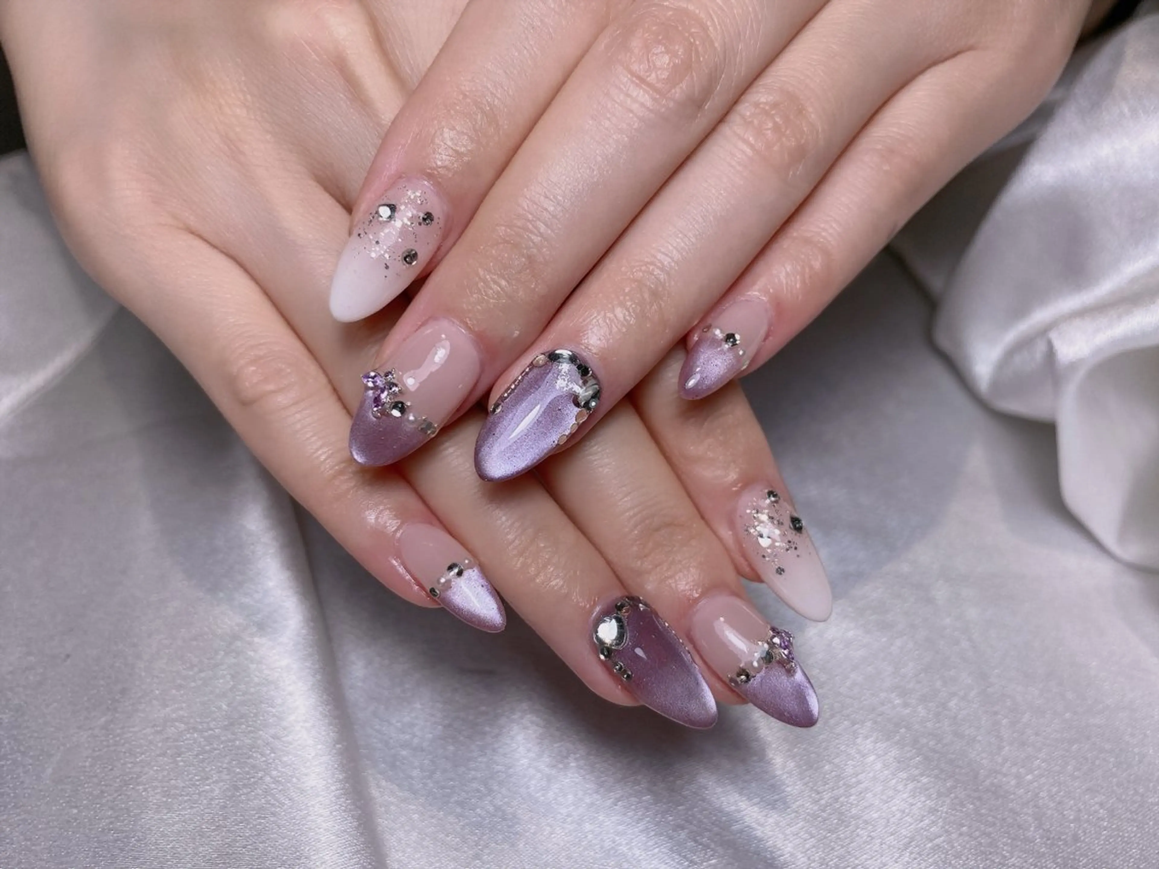 ネイル M2ネイルサロン【長さ出し&フィルイン導入店】所属・長さ出し専門店 RIRIのネイルデザイン