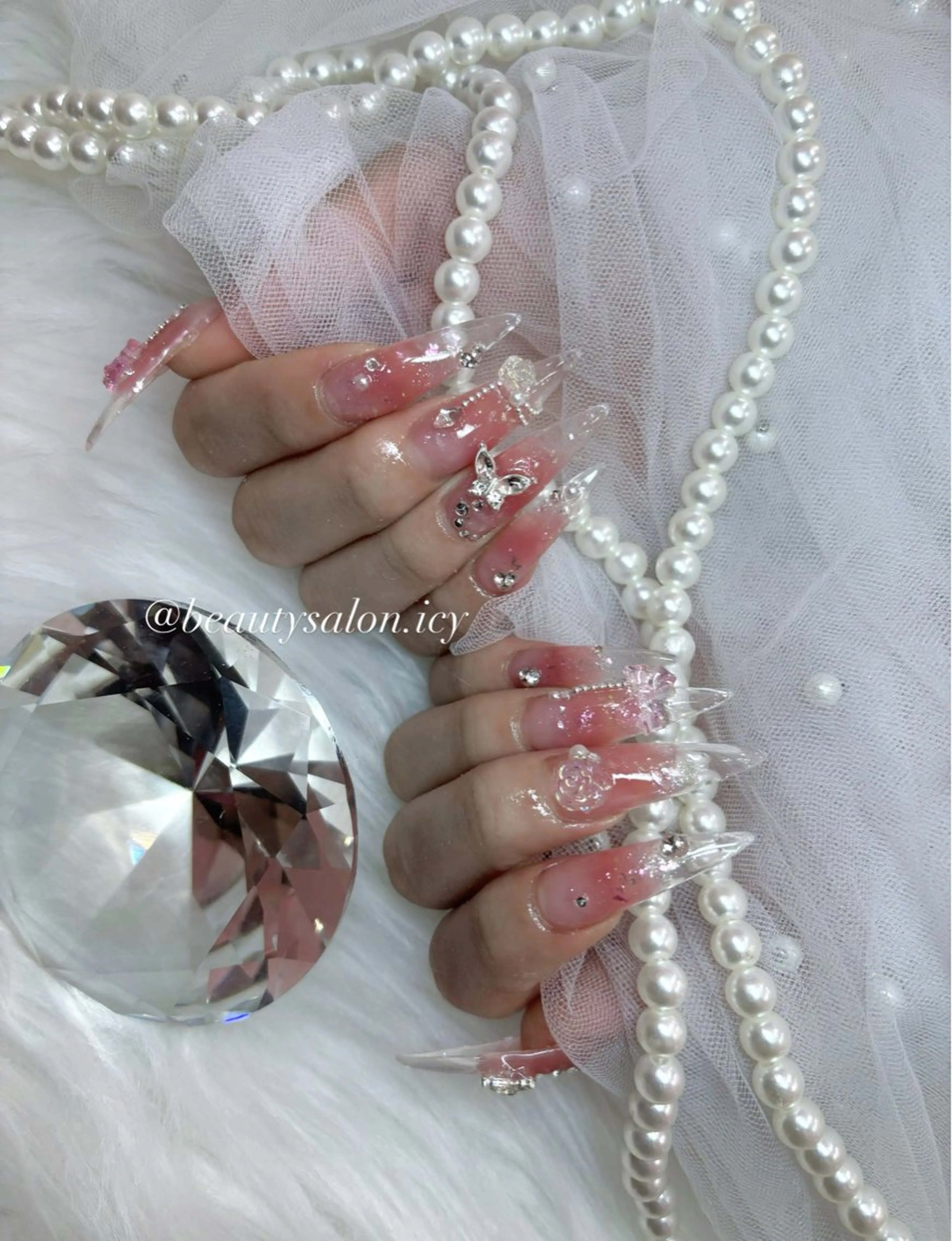 ネイル ハンドネイル ビューティーサロン ICYのネイルデザイン