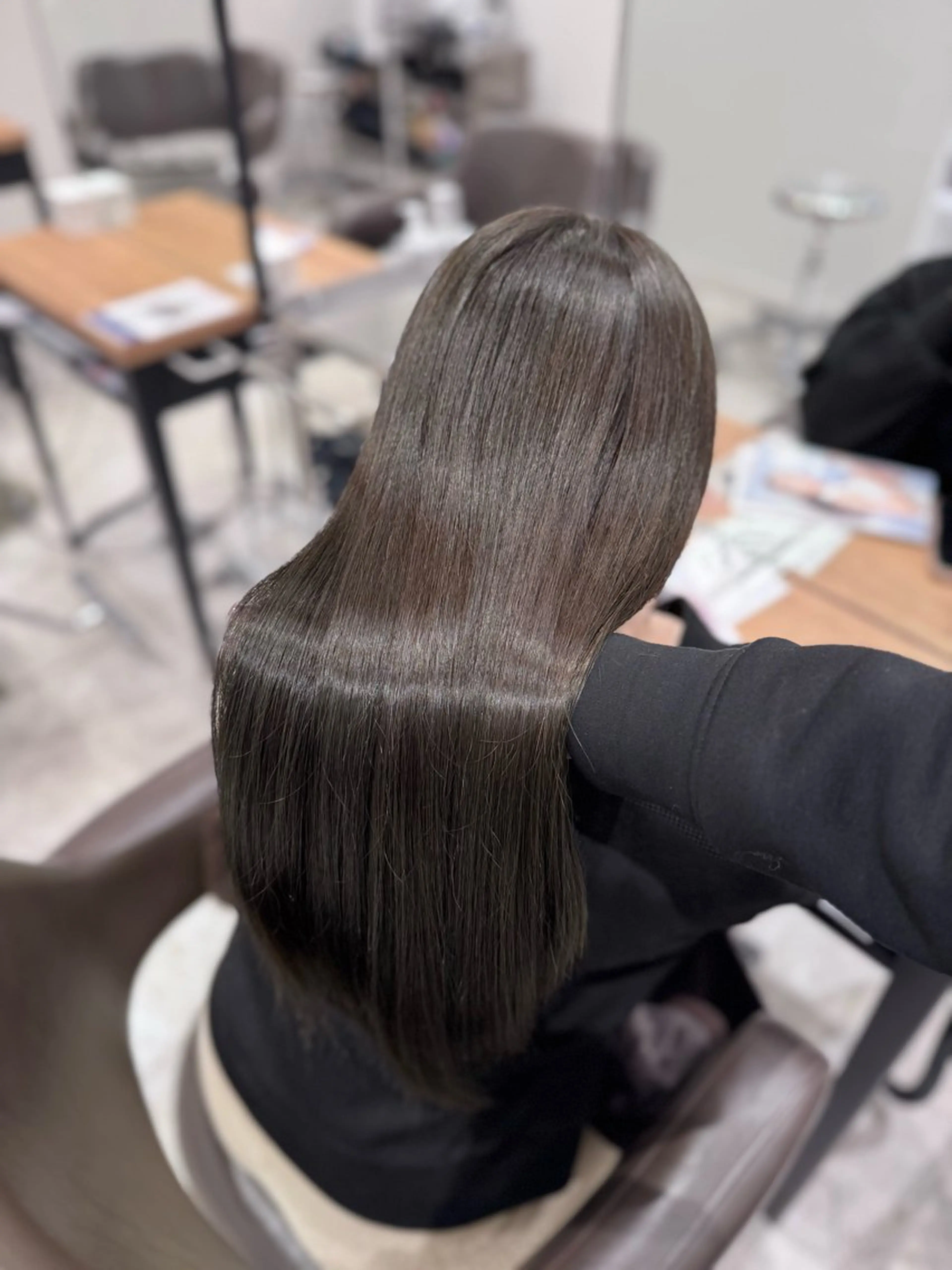 カラー ヘアカラー 𝐋𝐞𝐞天王寺 𝐁𝐢𝐚𝐧のヘアスタイル