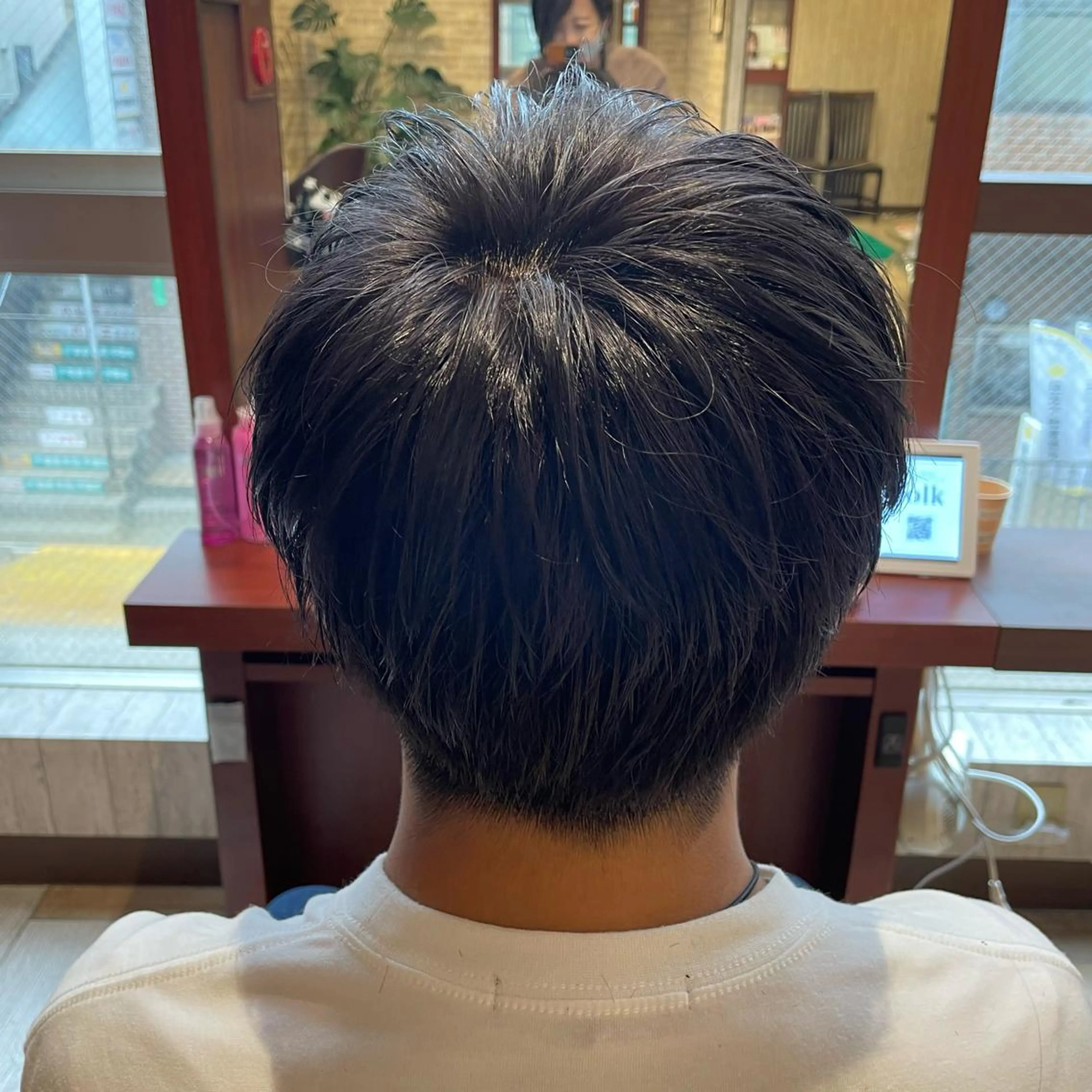 ショート カラー メンズ ツイスパ/メンズ特化 🦋𝑺𝑶𝑵𝑬の眉毛・アイブロウイメージ