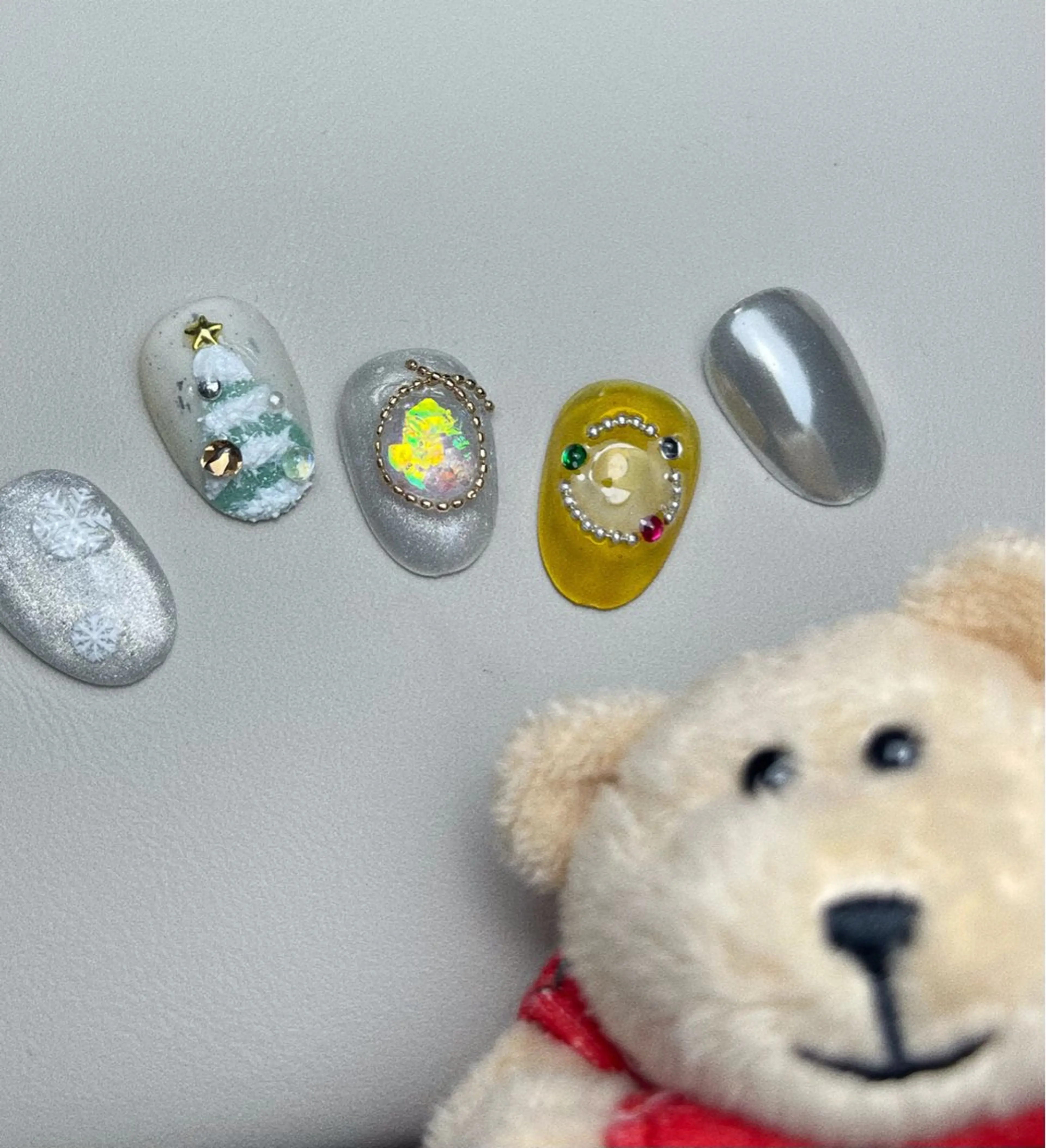 ネイル アートネイル 🦋y y Nail 🤍のネイルデザイン