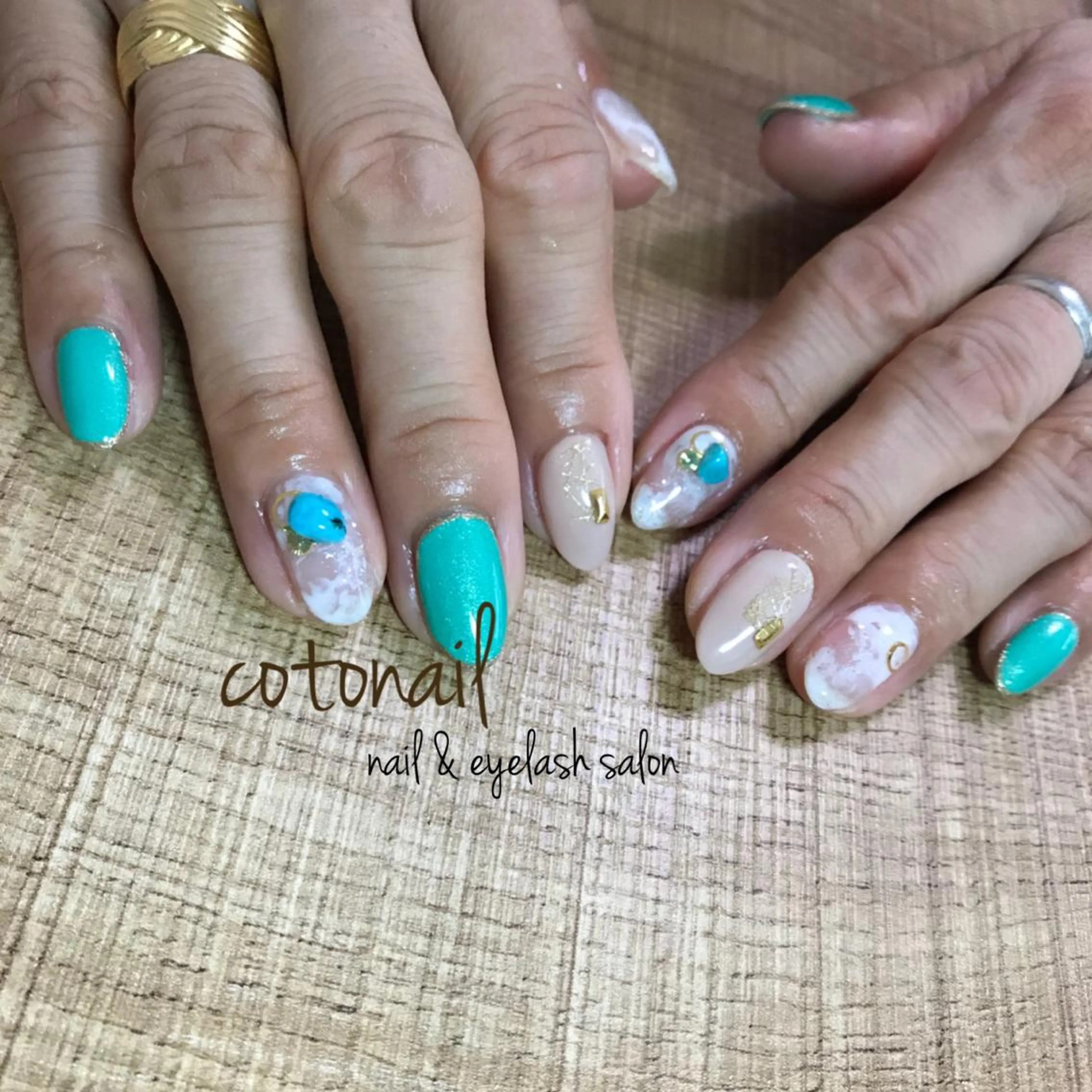 セミロング ネイル アートネイル ハンドネイル ツメトマツゲ .のネイルデザイン