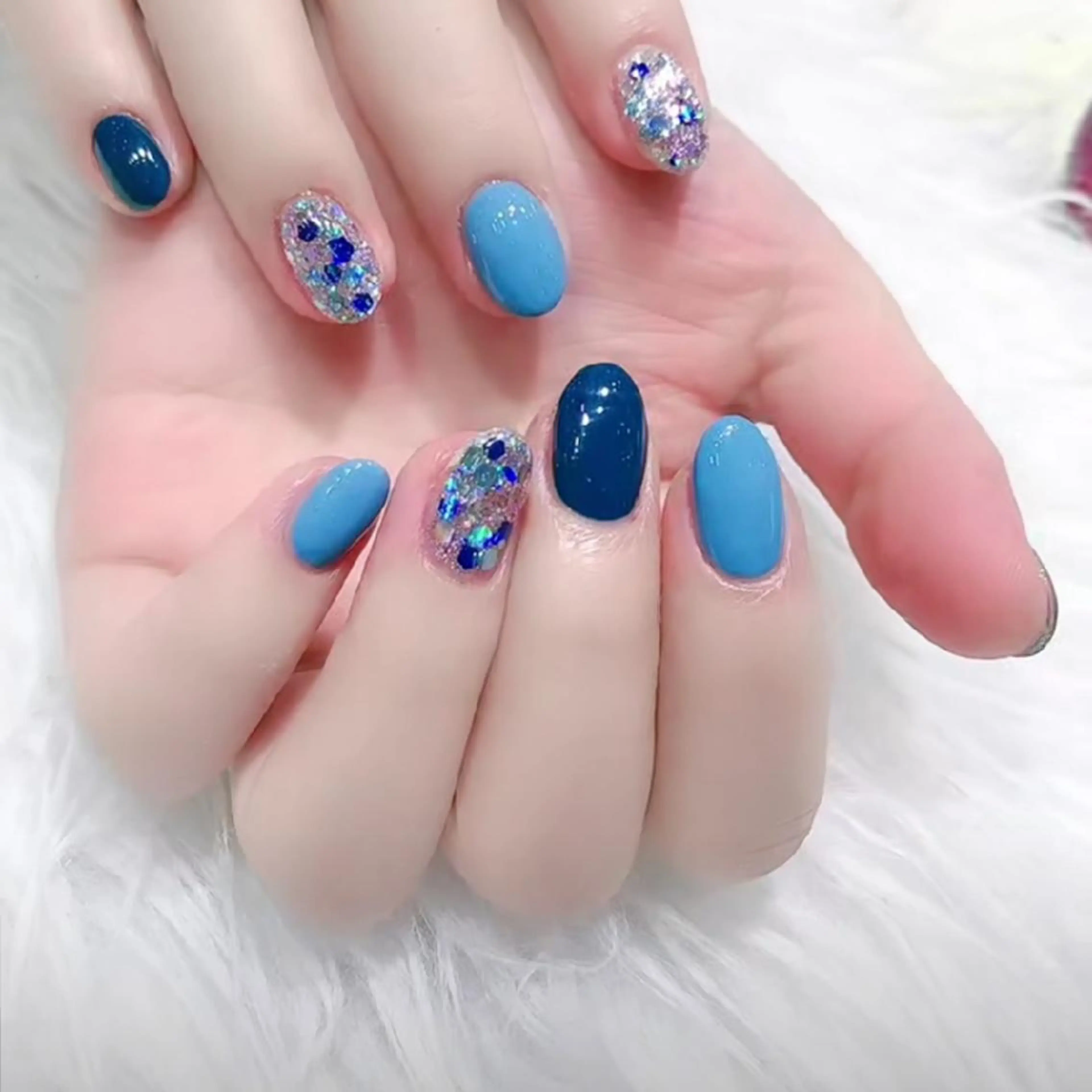 ミディアム ネイリストゆか💅 長さだし、深爪矯正のネイルデザイン