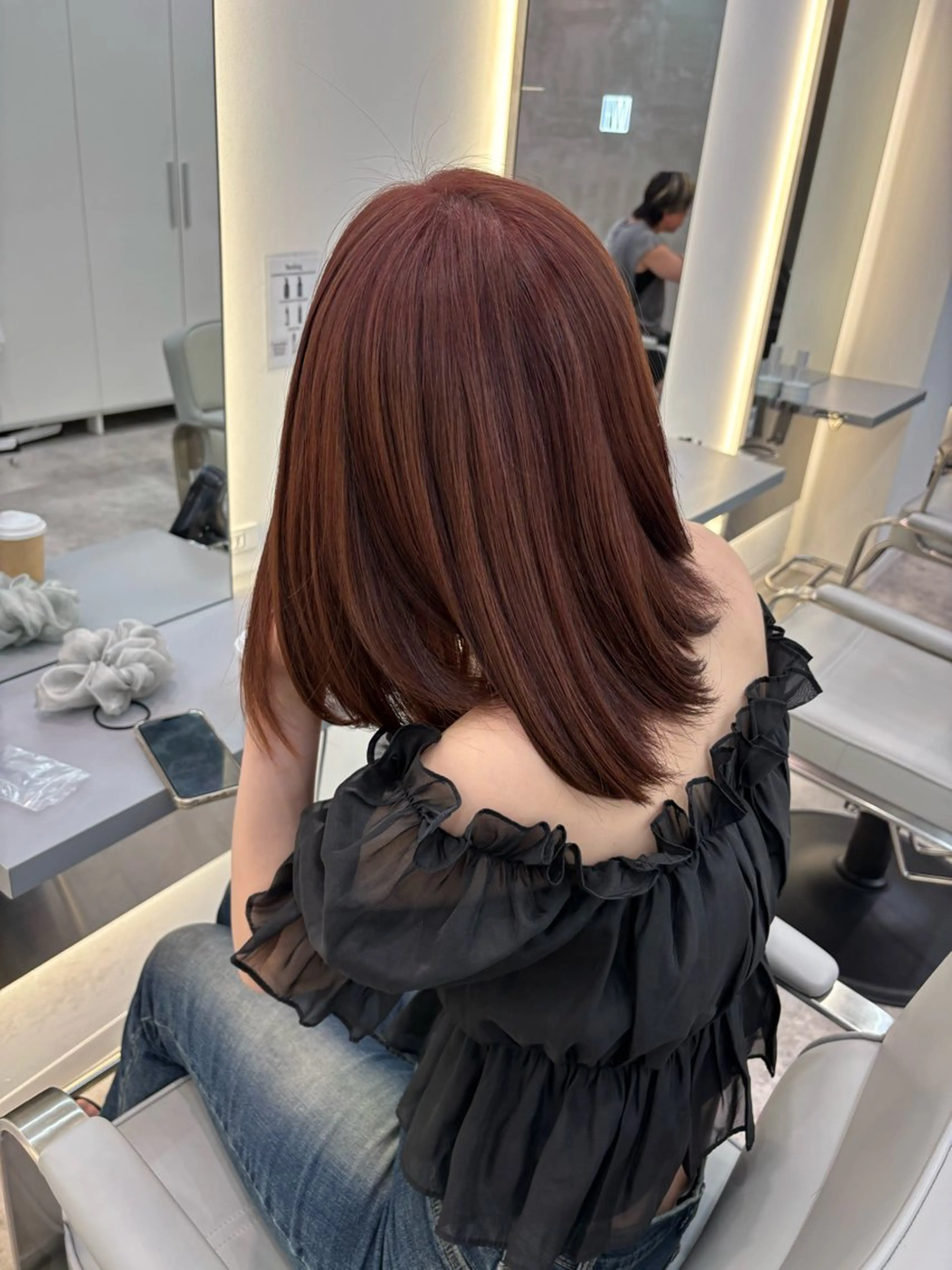 ショート ヘアカラー 艶髪ストレート🫶 AYANAのヘアスタイル