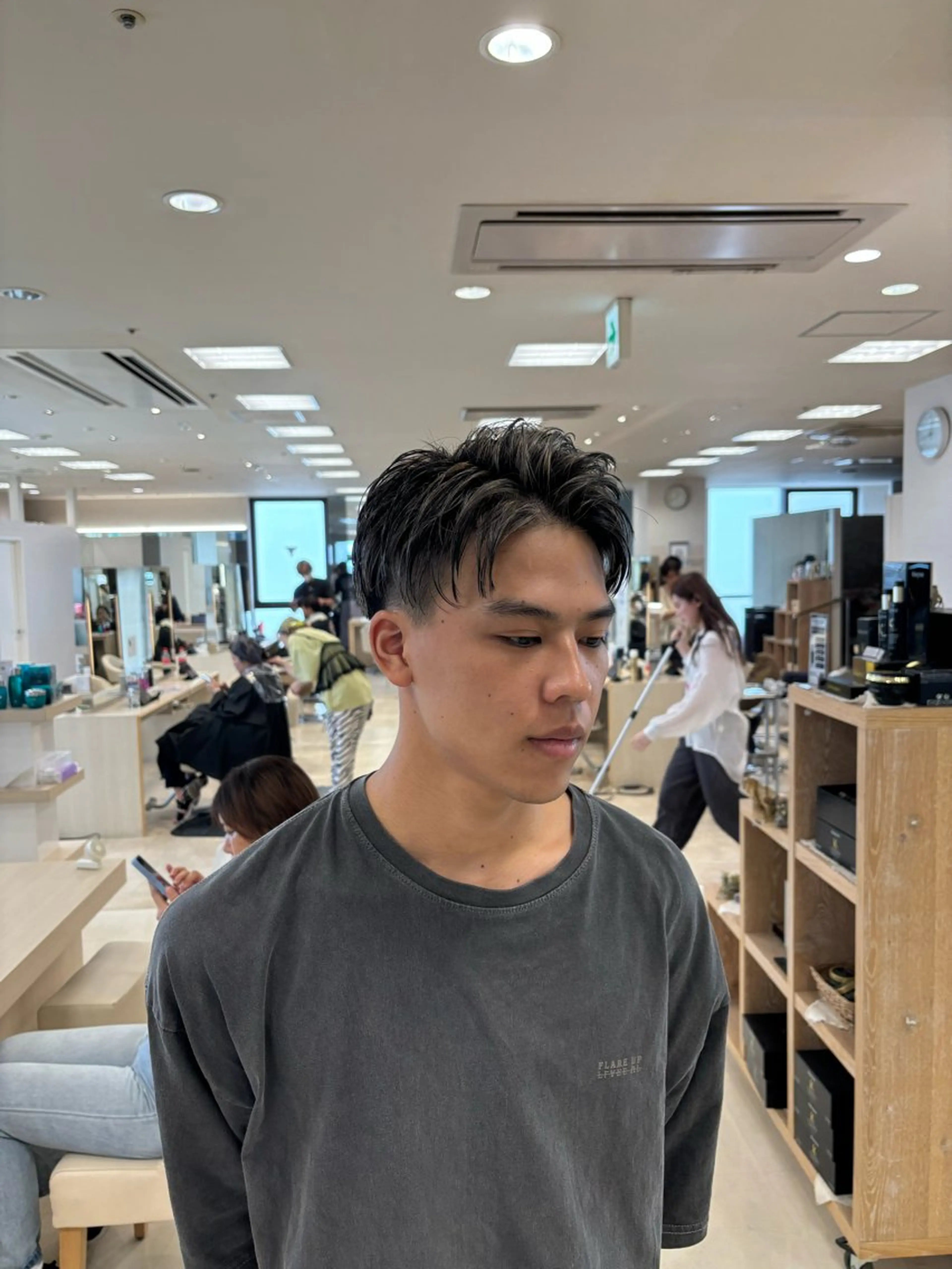 ショート カラー メンズ カット ヘアカラー トリートメント 湘南/メンズパーマ/ ハイライト/ユチカのヘアスタイル