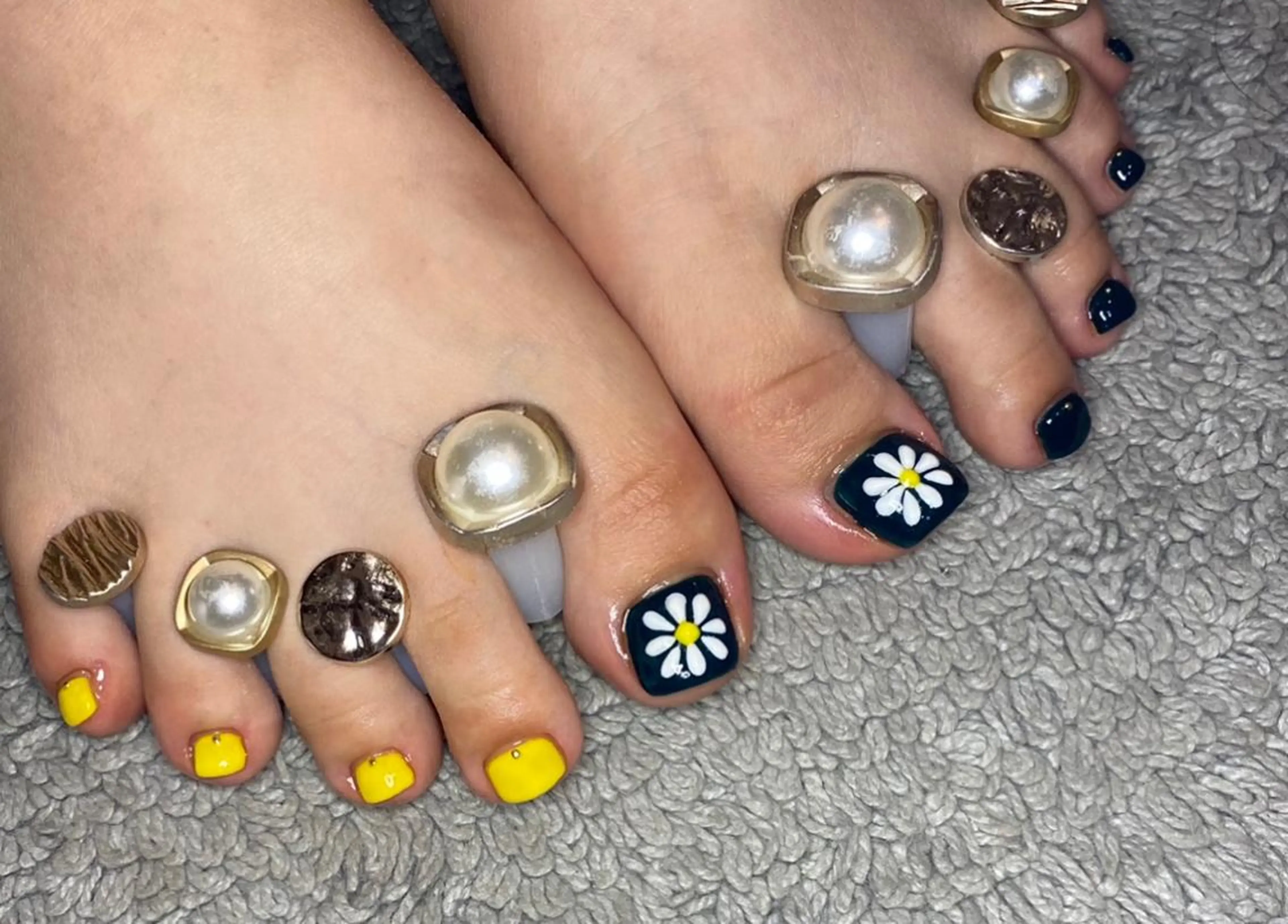 ネイル フットネイル Lino+ ネイル&よもぎ蒸しのネイルデザイン