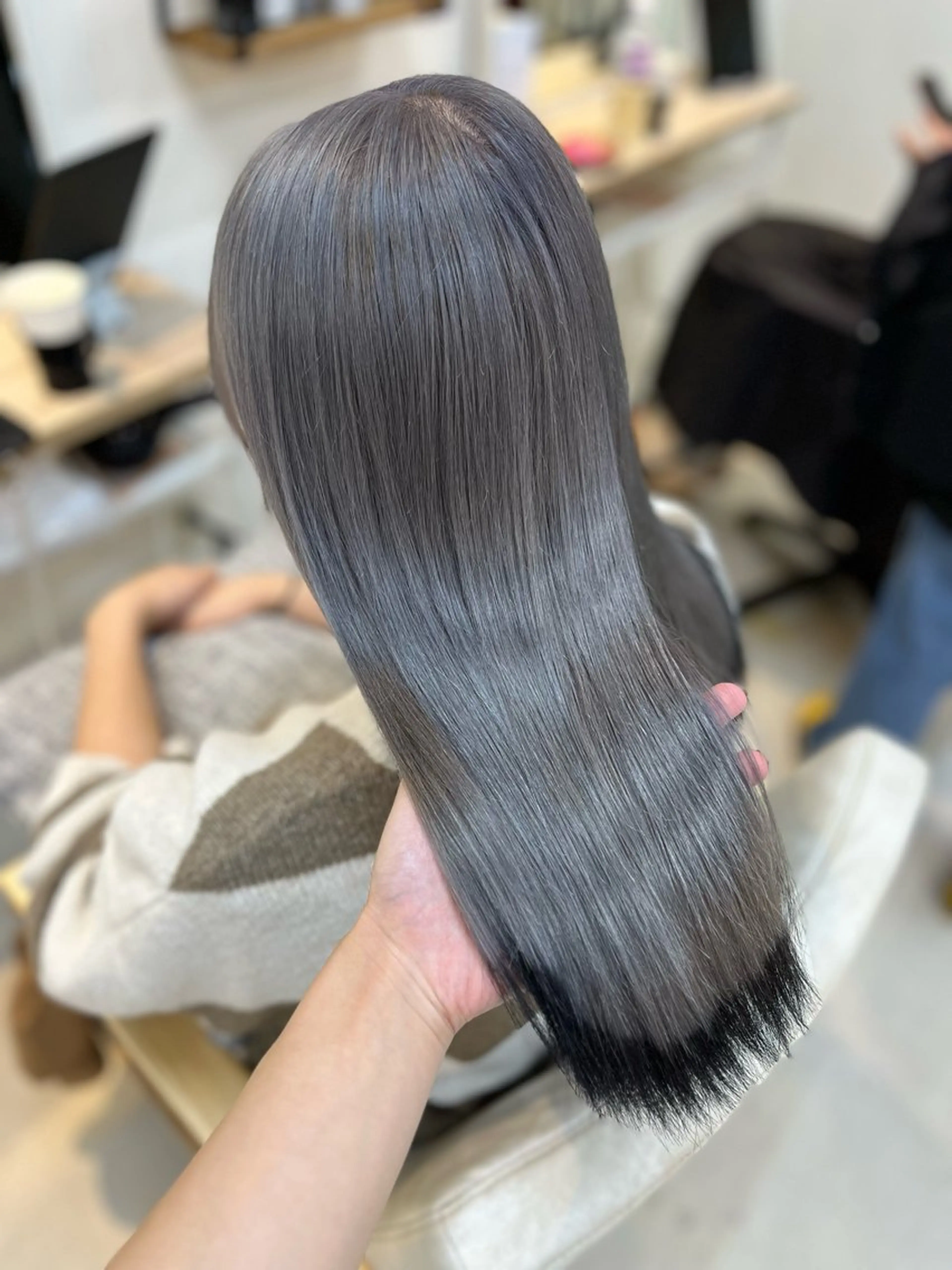 セミロング カラー ヘアカラー Lamp 柏 山口 か乃 ブリーチカラーのヘアスタイル