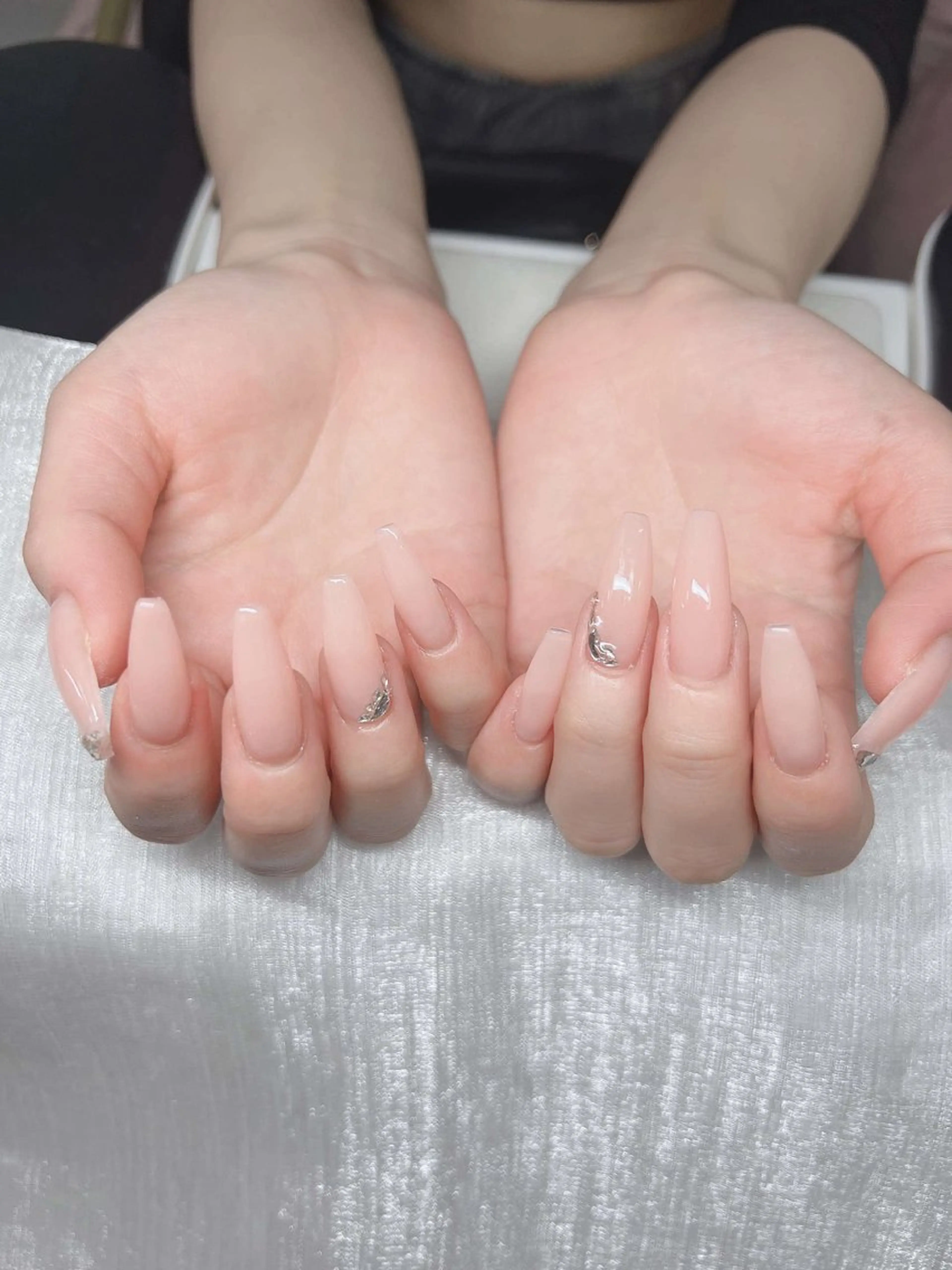 ネイル 長さ出し グラデーション 卒業式 キラキラネイル マグネットネイル ハンドネイル Lee Nailsのネイルデザイン