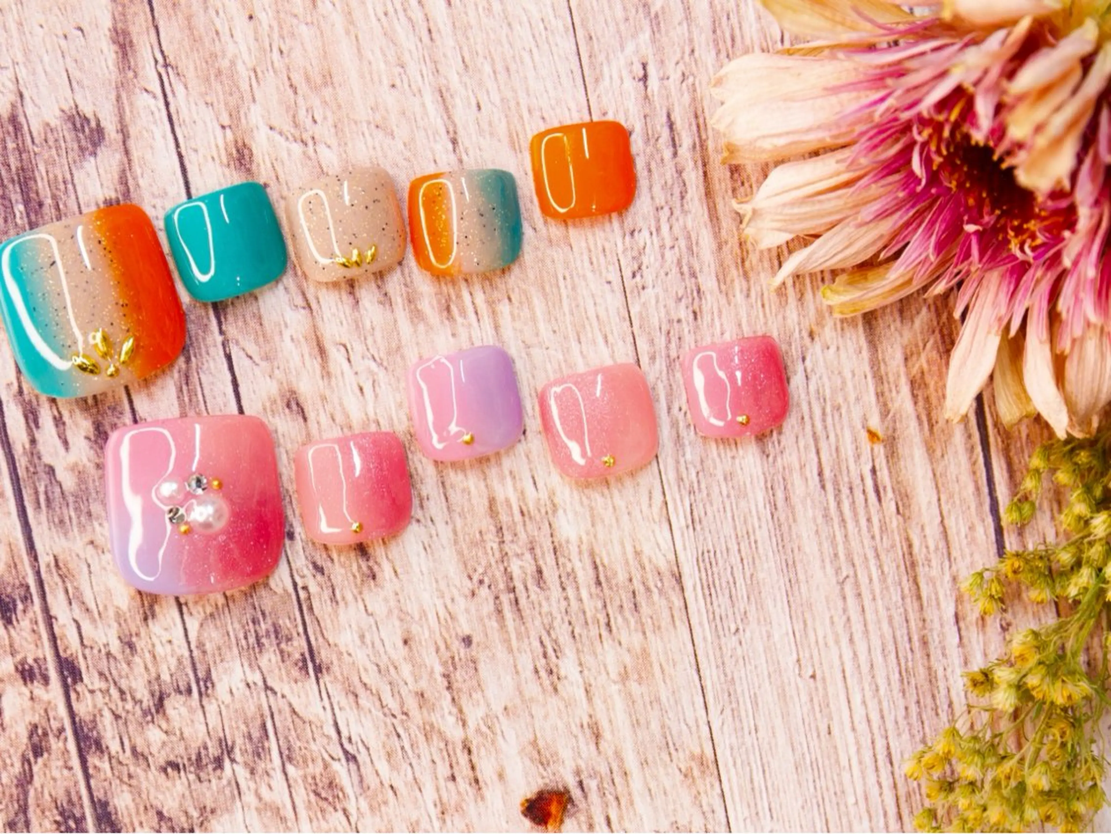 ネイル フットネイル Crea la Luce天神西通り店所属・クレアラルーチェ 天神のネイルデザイン