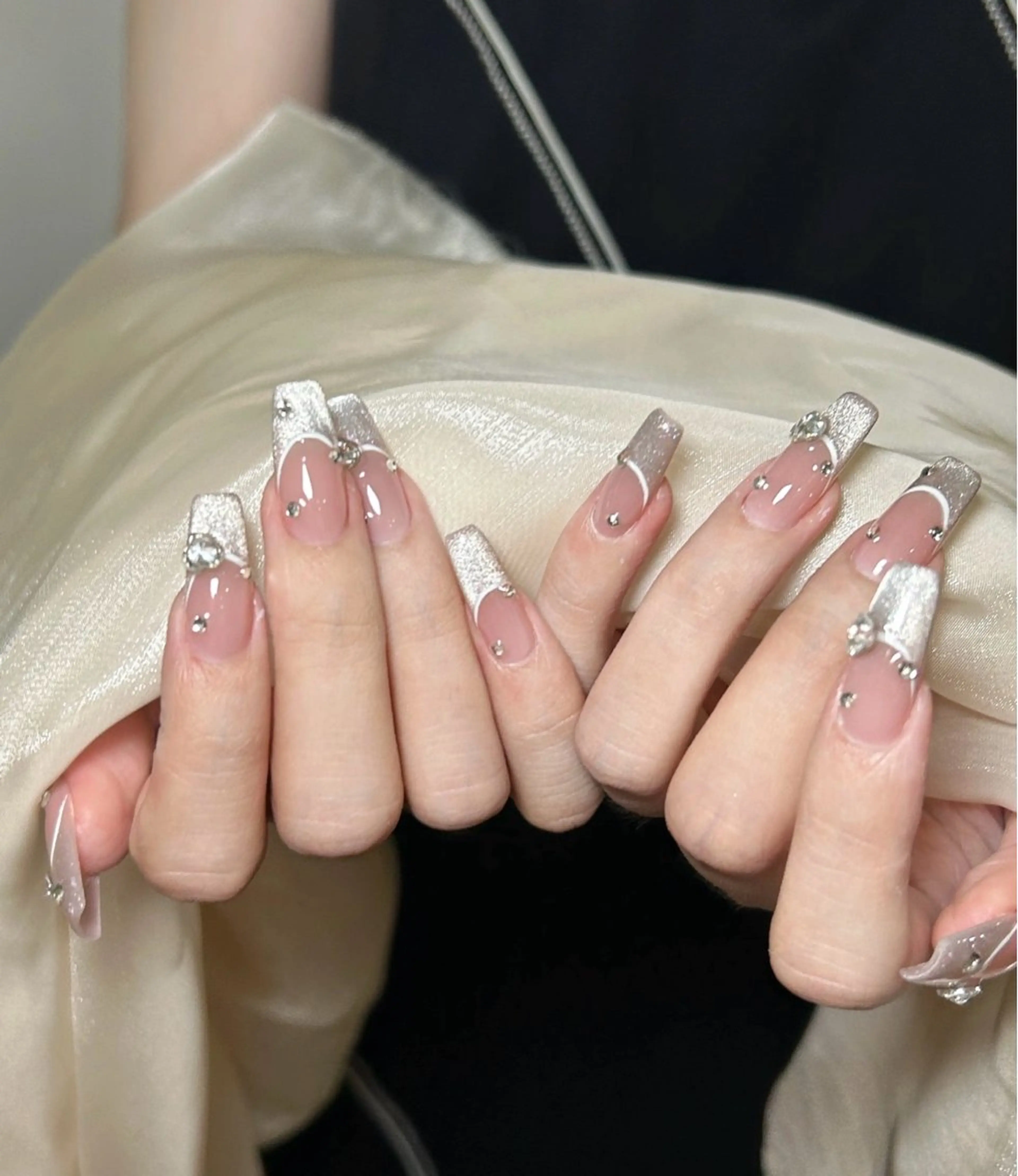 ネイル ETELUNA Nail 銀座店【パラジェル/フィルイン/チップスカルプ/マグネット/ニュアンス】所属・周 テイのネイルデザイン