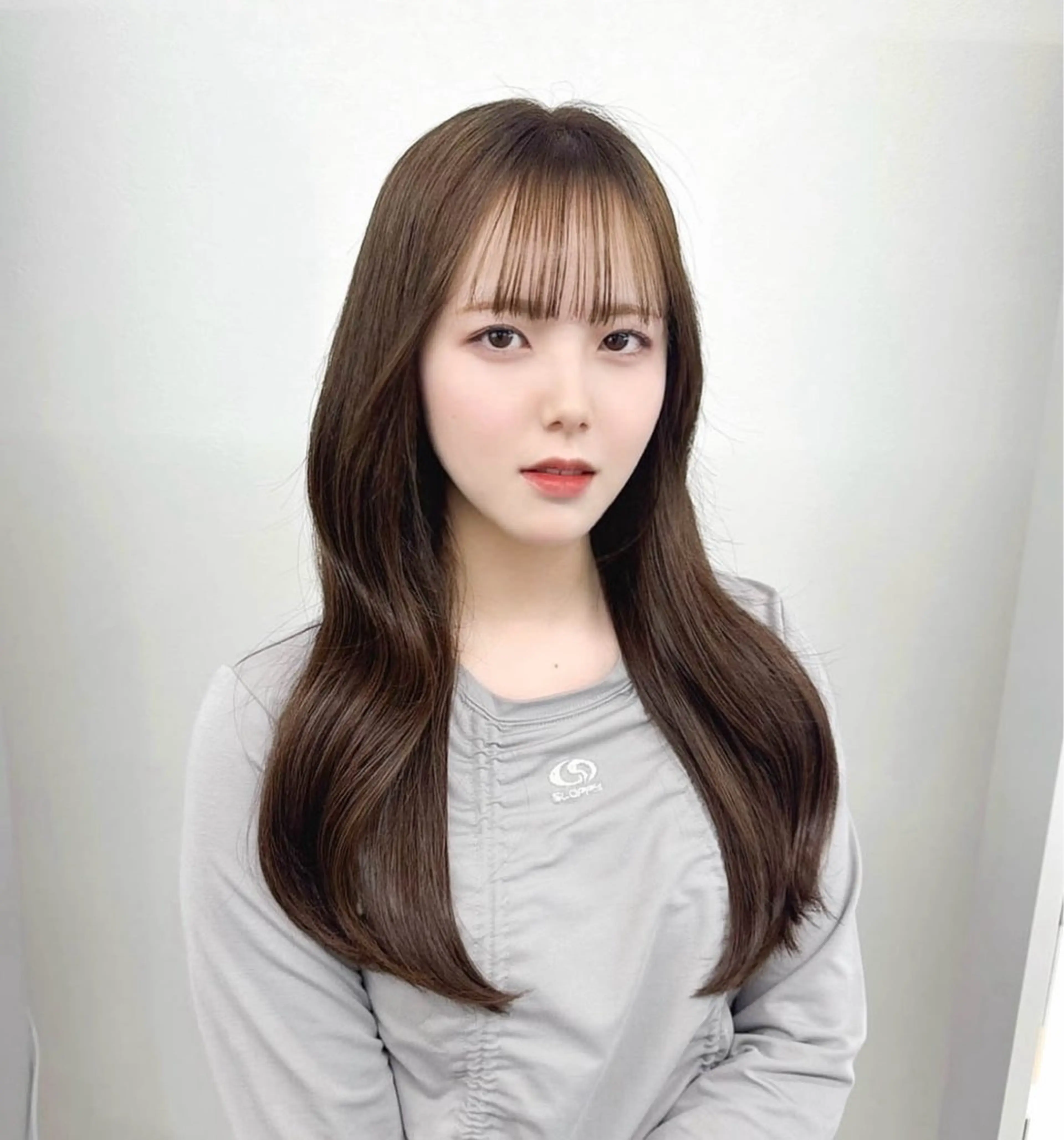 セミロング 薮本 真優のヘアスタイル