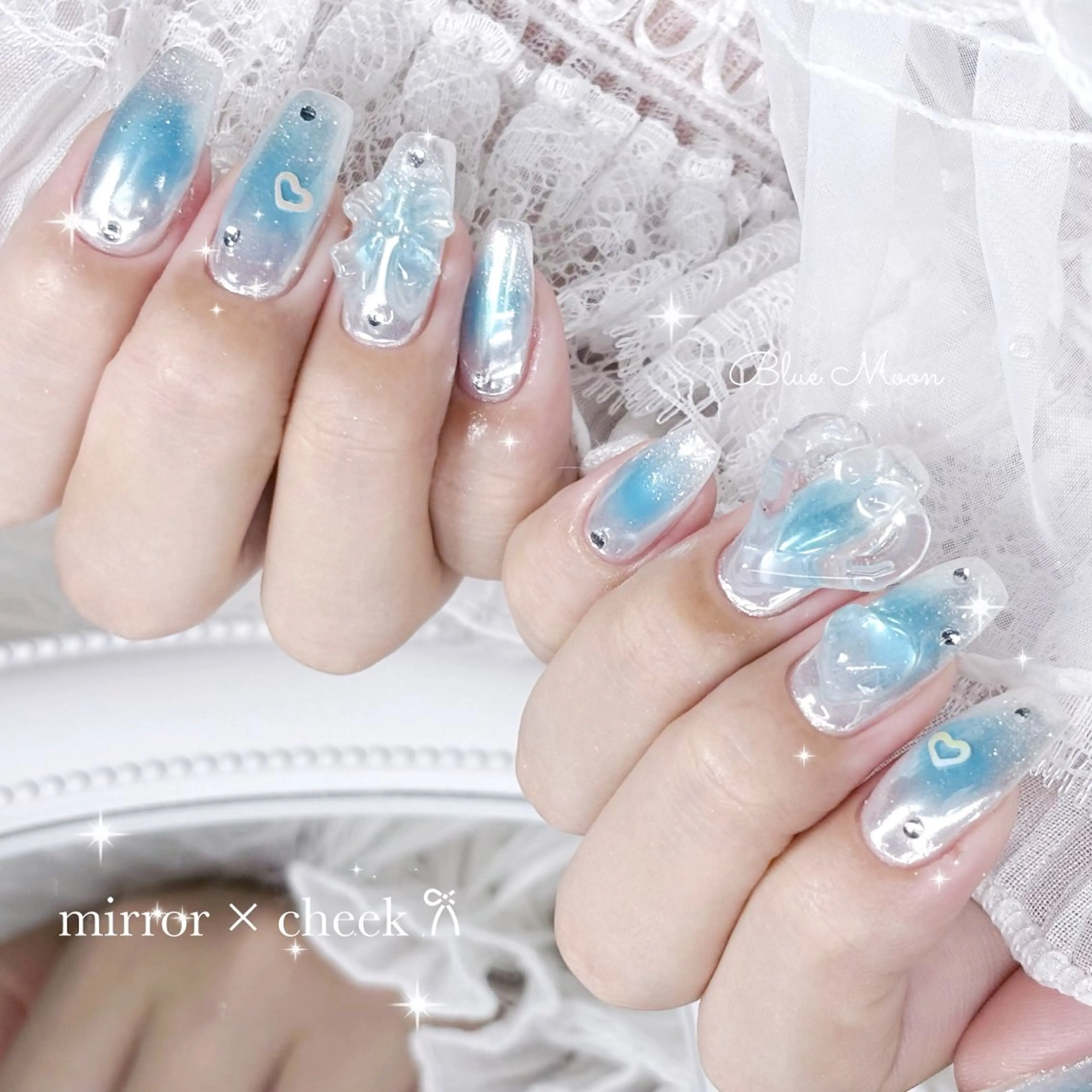 ネイル ミラーネイル リボン ハンドネイル フットネイル ハンドケア nail salon Blue Moonのネイルデザイン