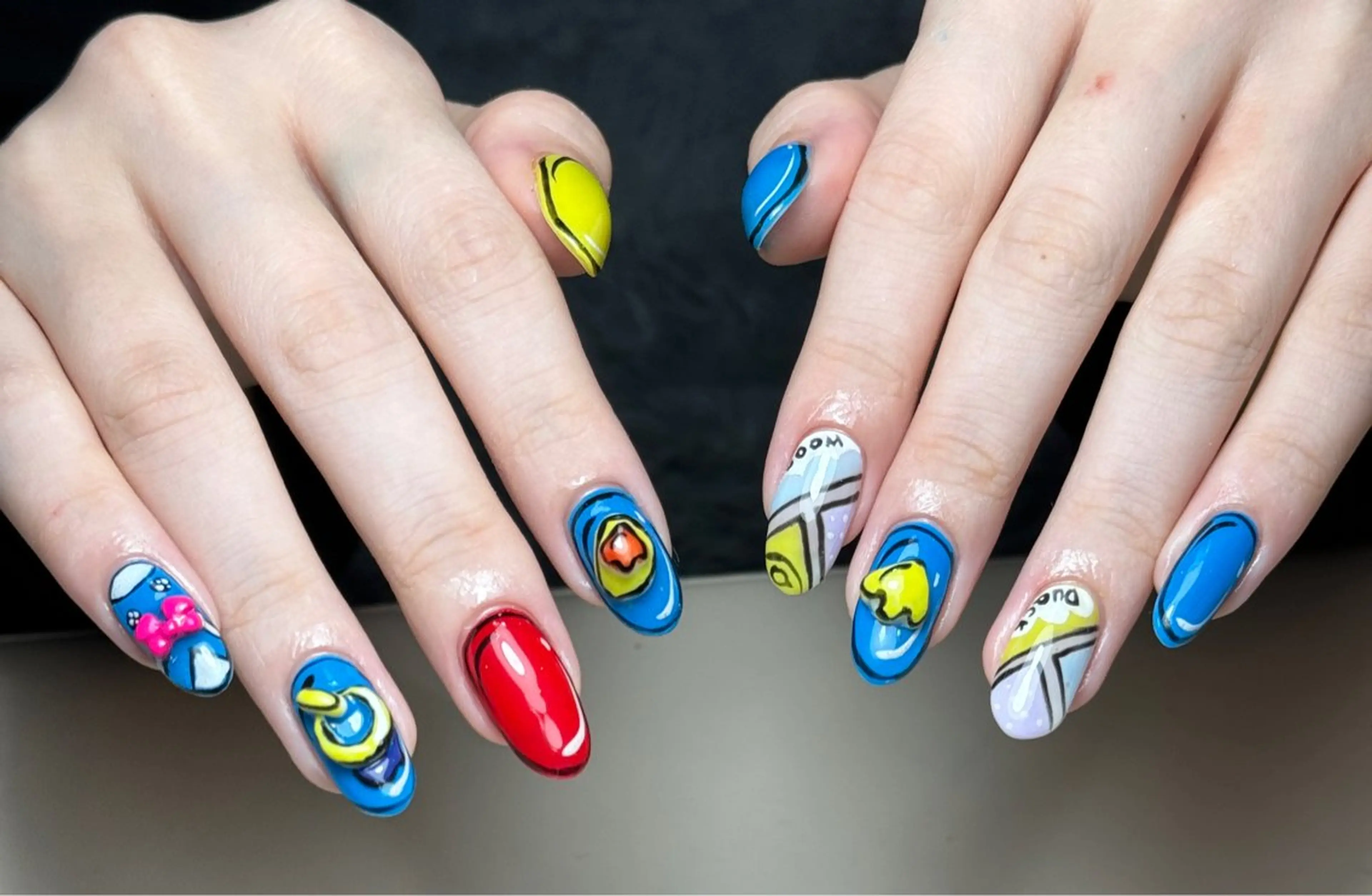 ネイル ハンドネイル AngelChris ビューティーサロンのネイルデザイン