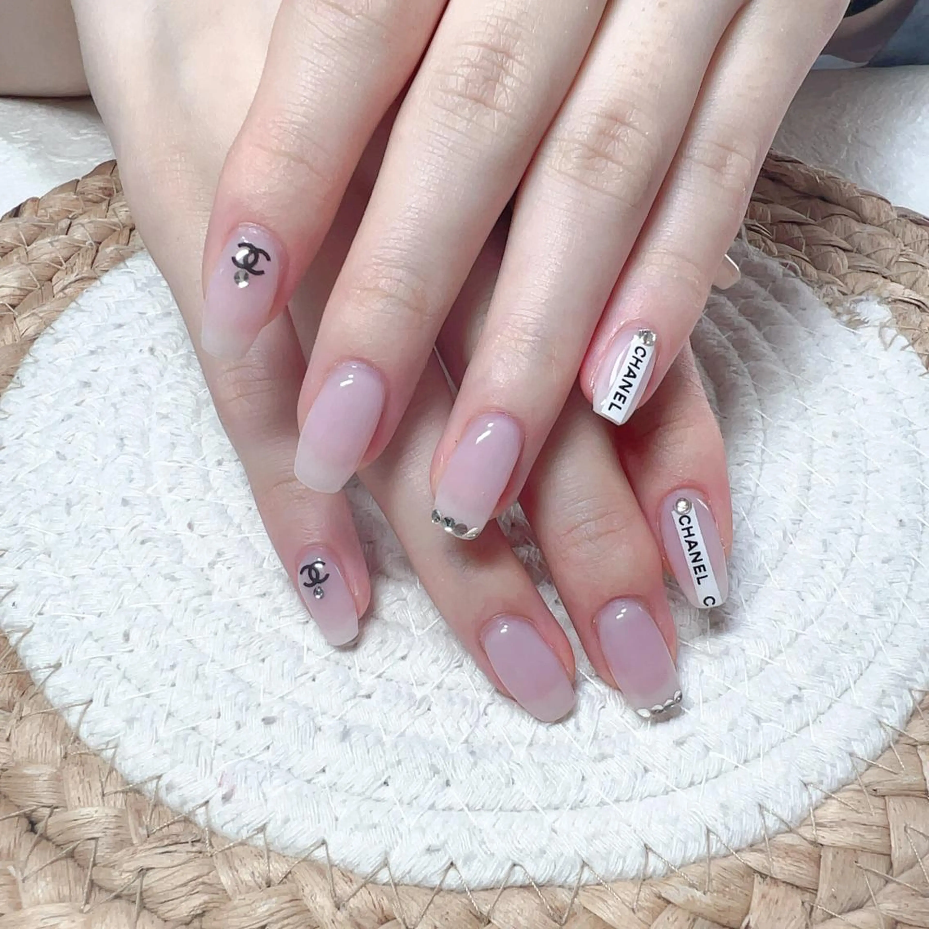 ネイル Maggie Nail🦩のネイルデザイン