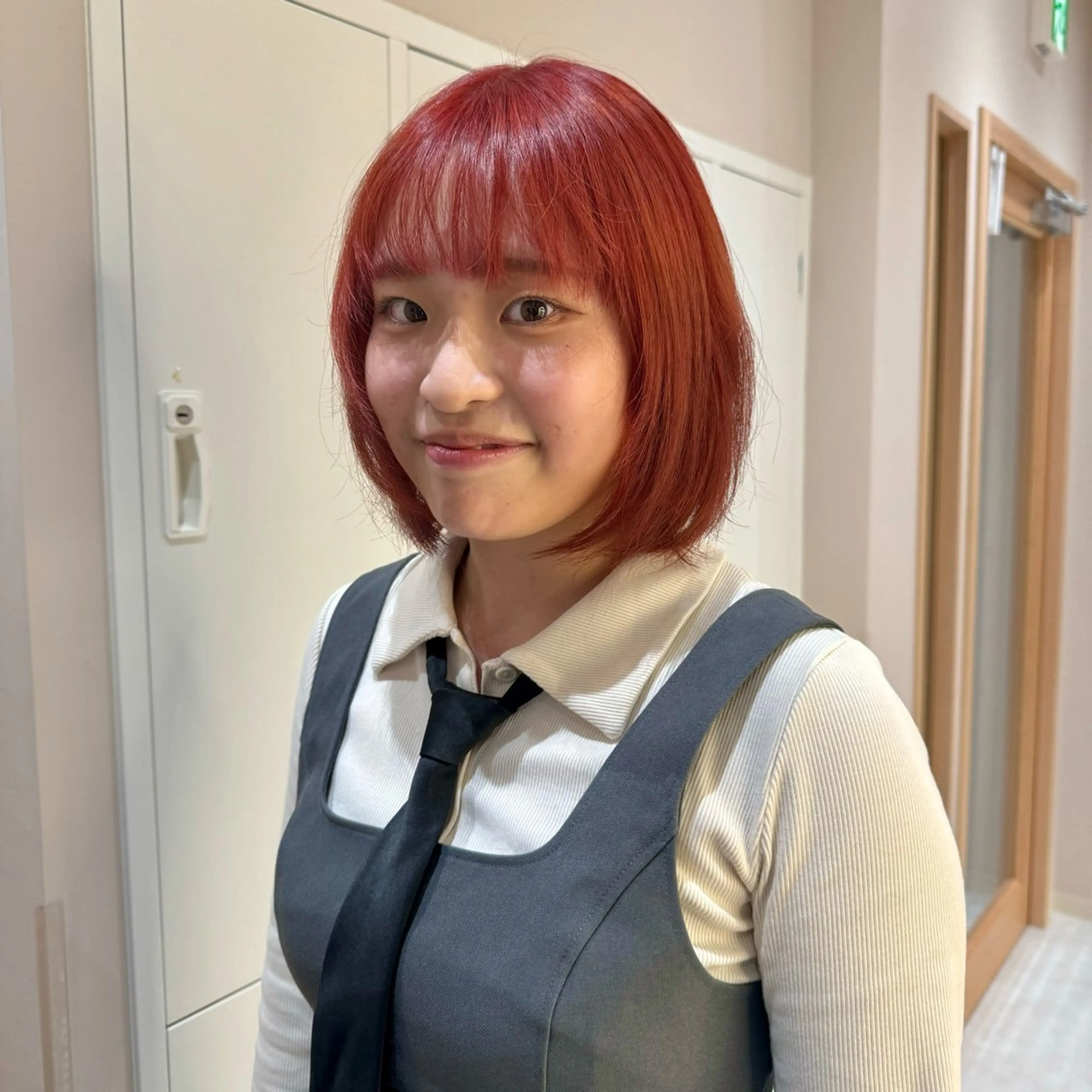 カラー ハイトーン×ショート /RINのヘアスタイル