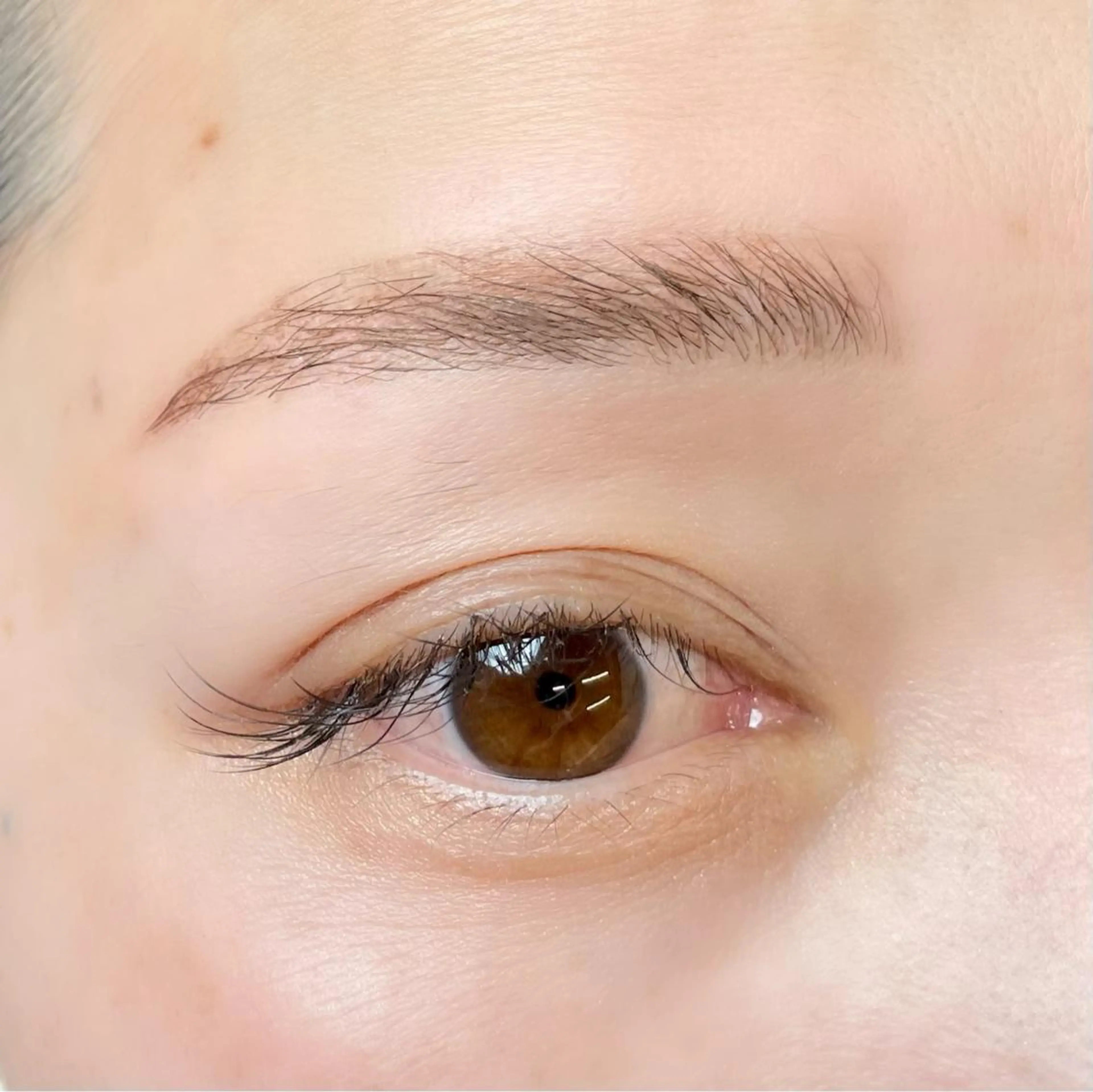 アイブロウ 木藤 みれのマツエク・マツパデザイン