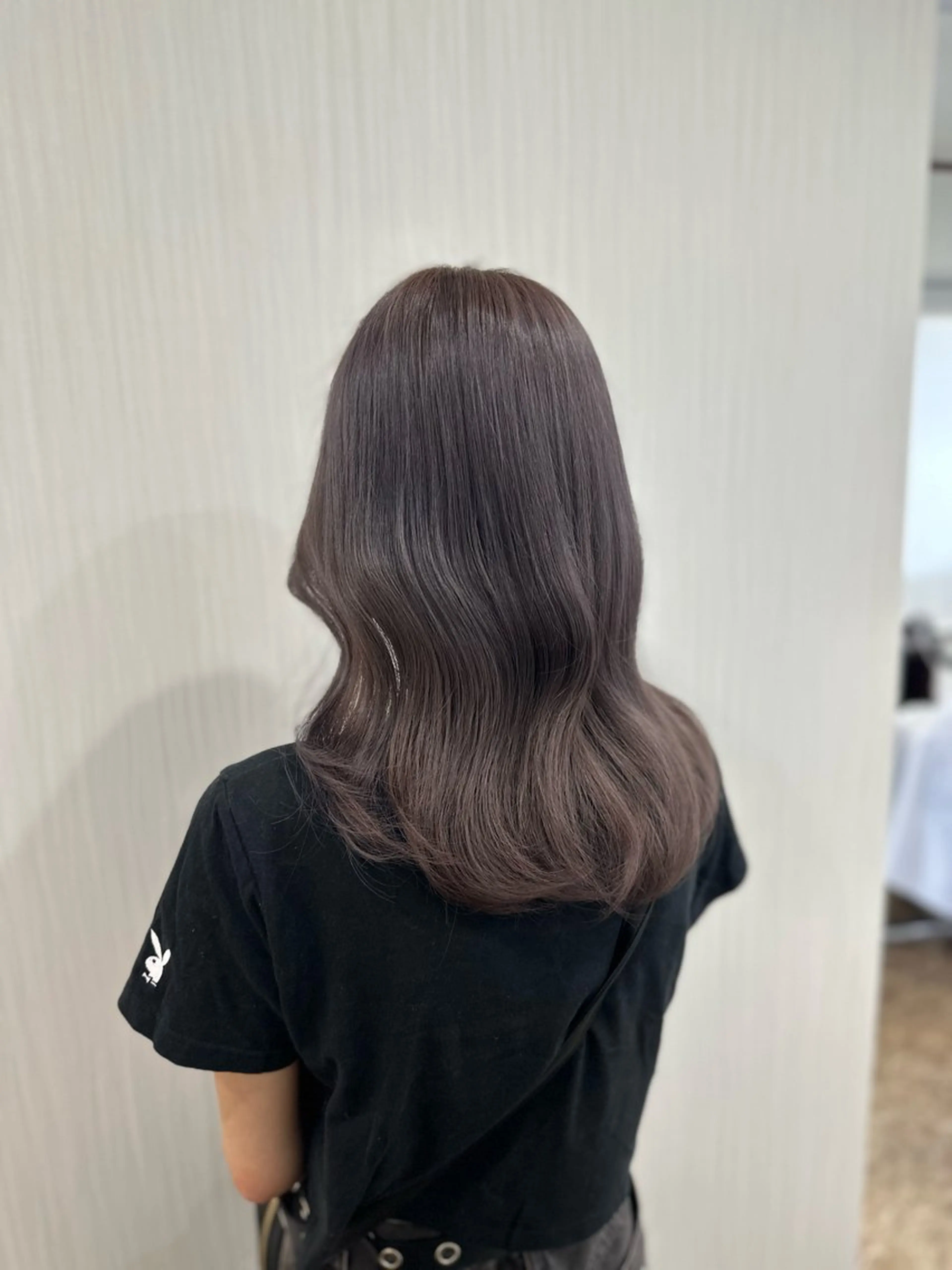 ミディアム TOMOMI /フロレゾンのヘアスタイル