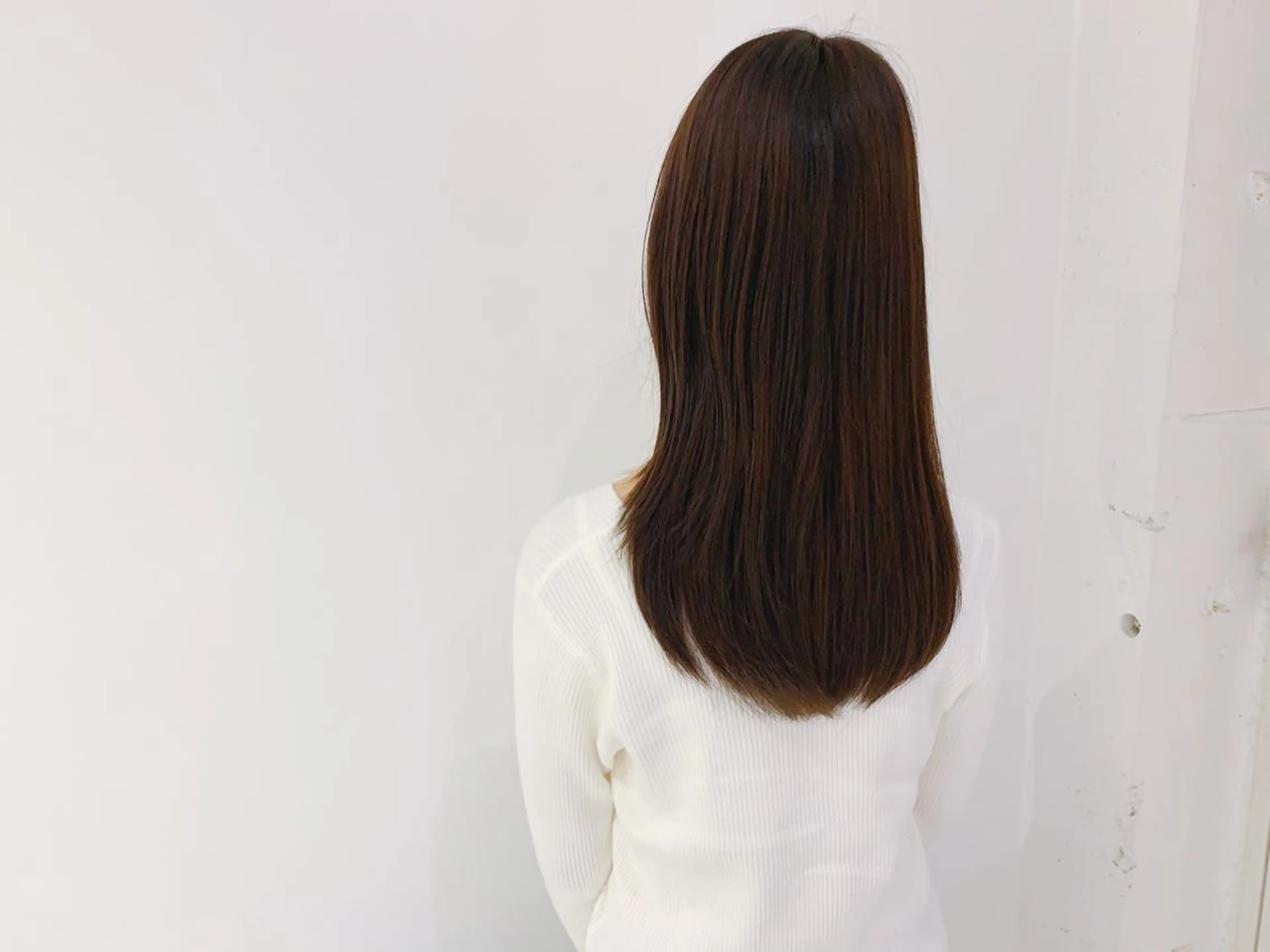 ミディアム カラー カット ヘアカラー トリートメント タカハシ ハヤトのヘアスタイル