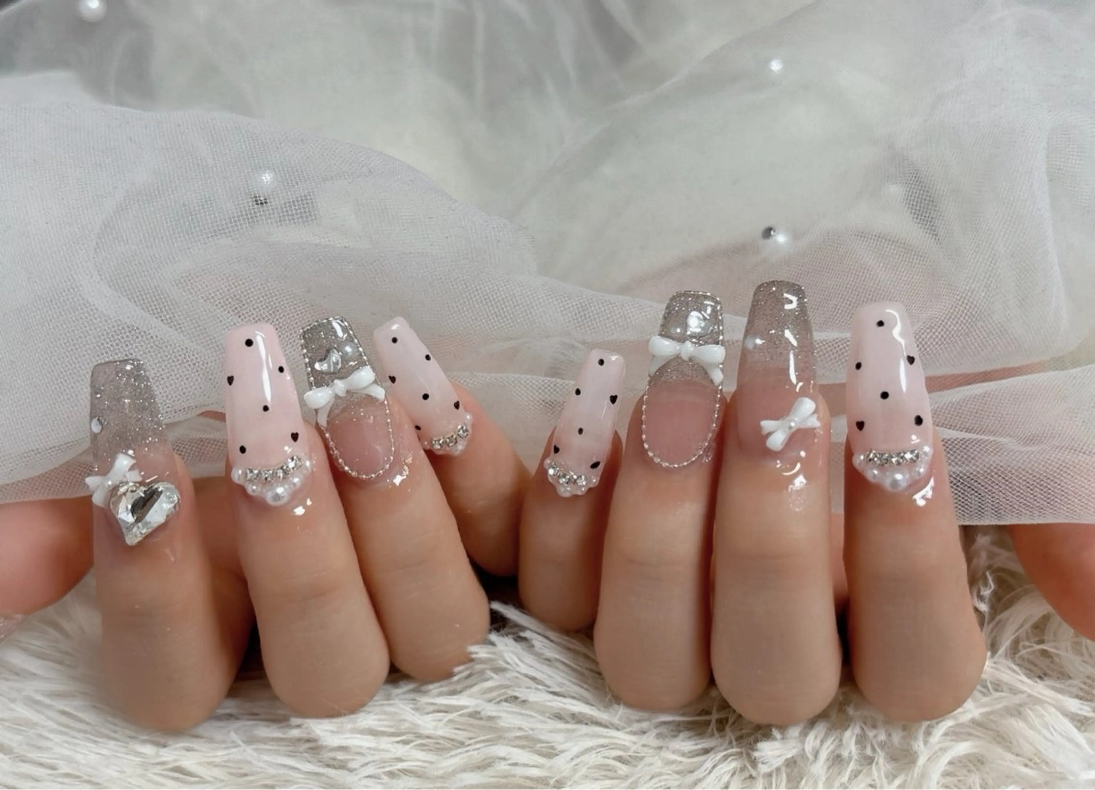 ネイル ガーリー ハンドネイル nail salon はるりのネイルデザイン