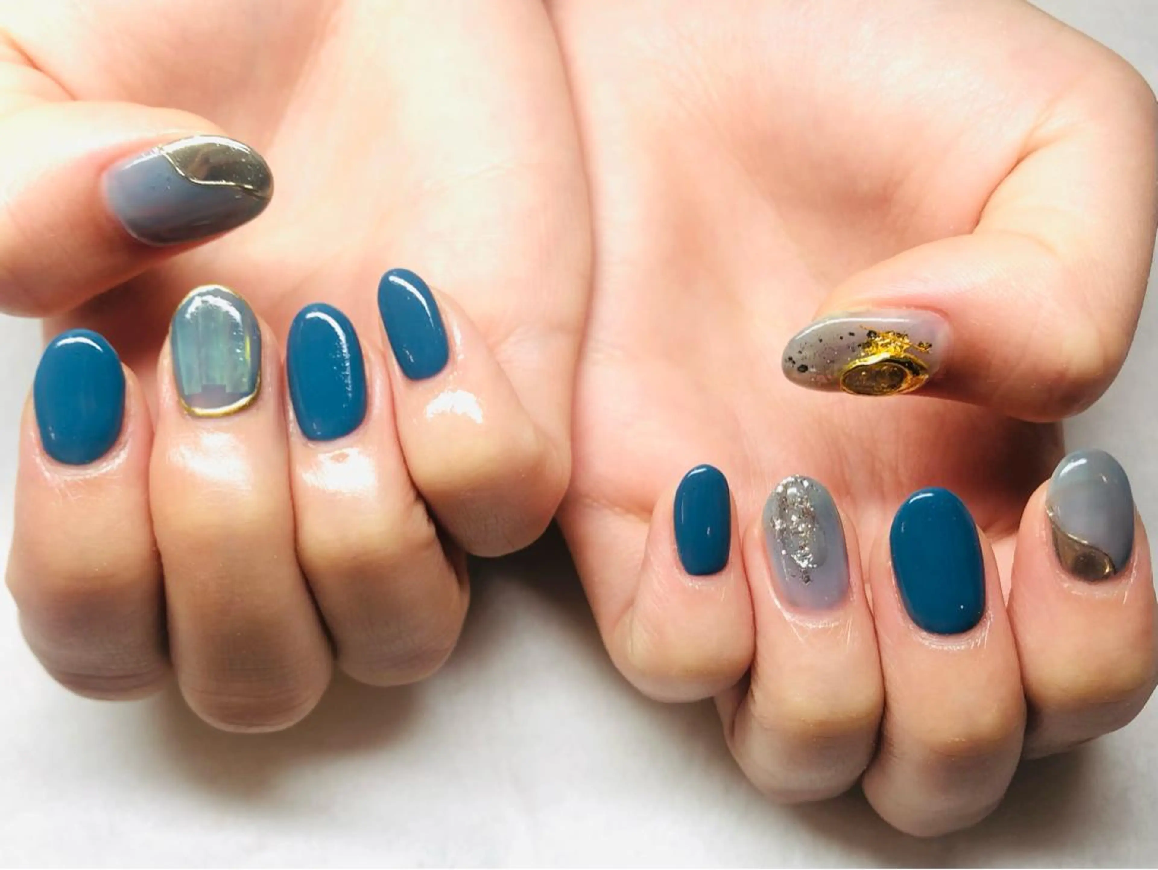 ネイル ブルー ニュアンスネイル いちじゅう あおいのネイルデザイン