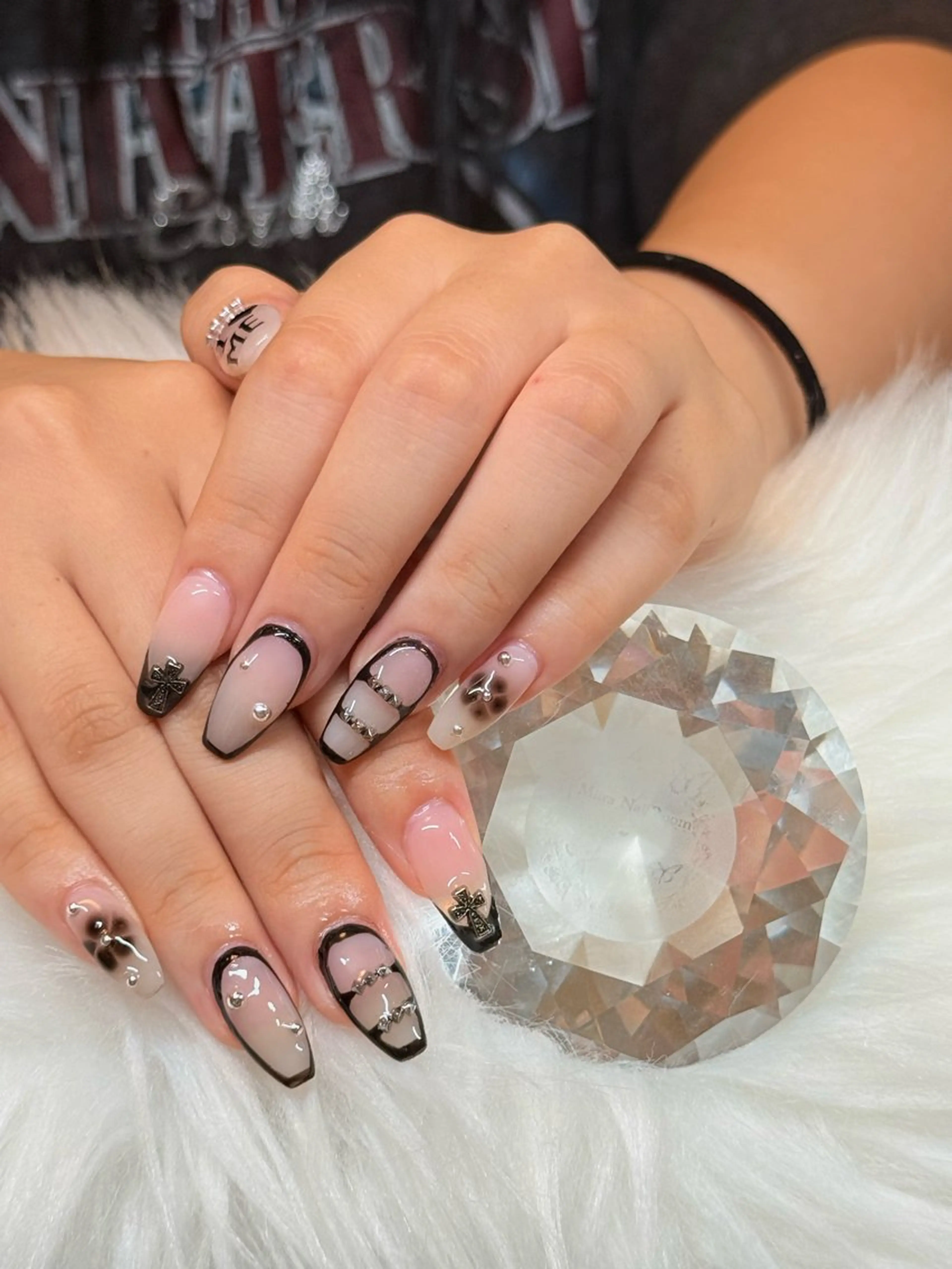 ネイル 長さ出し 持ち込み MIRA NAILROOM SALON所属・MIRA NAILROOMのネイルデザイン