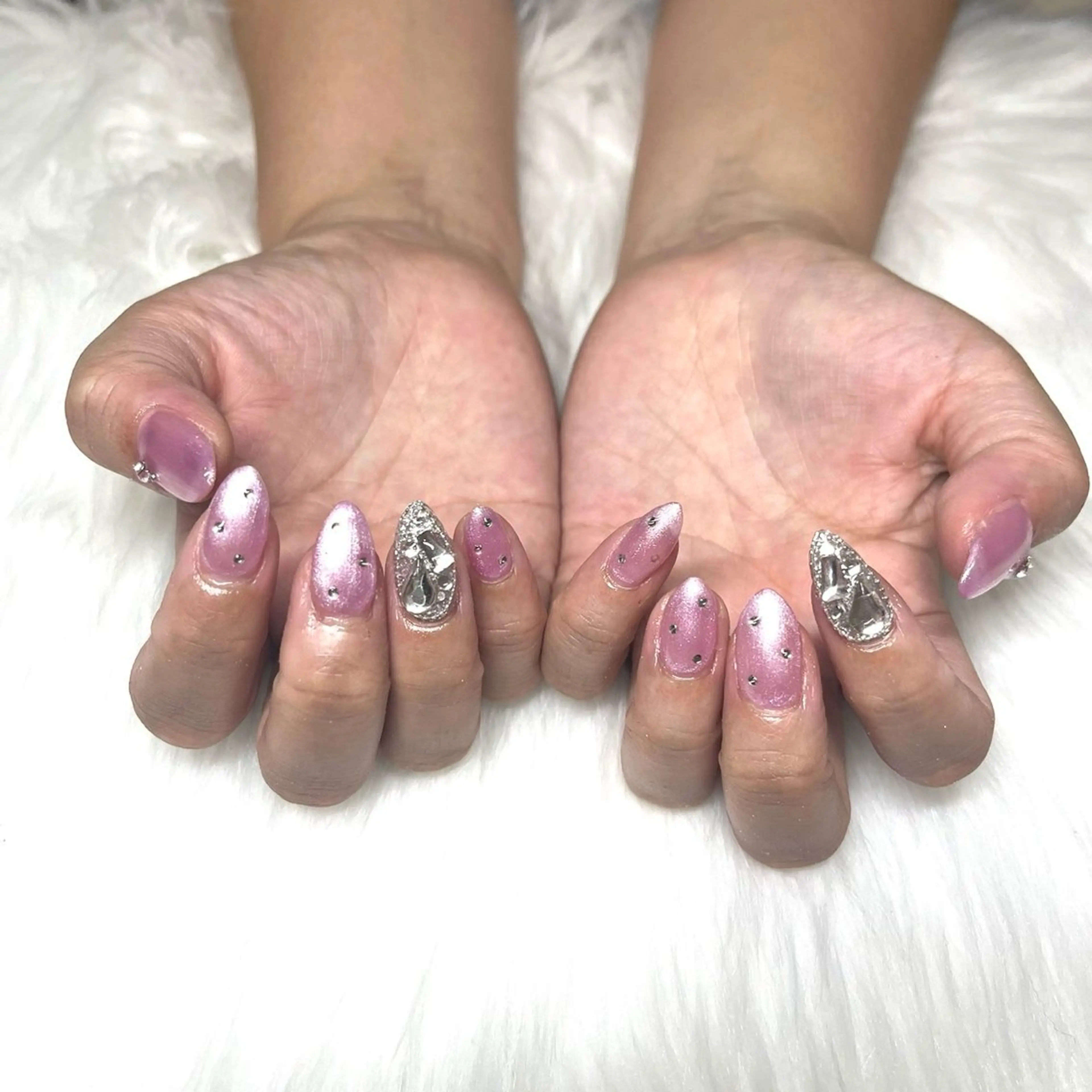 ネイル ハンドネイル 加藤 千鈴のネイルデザイン