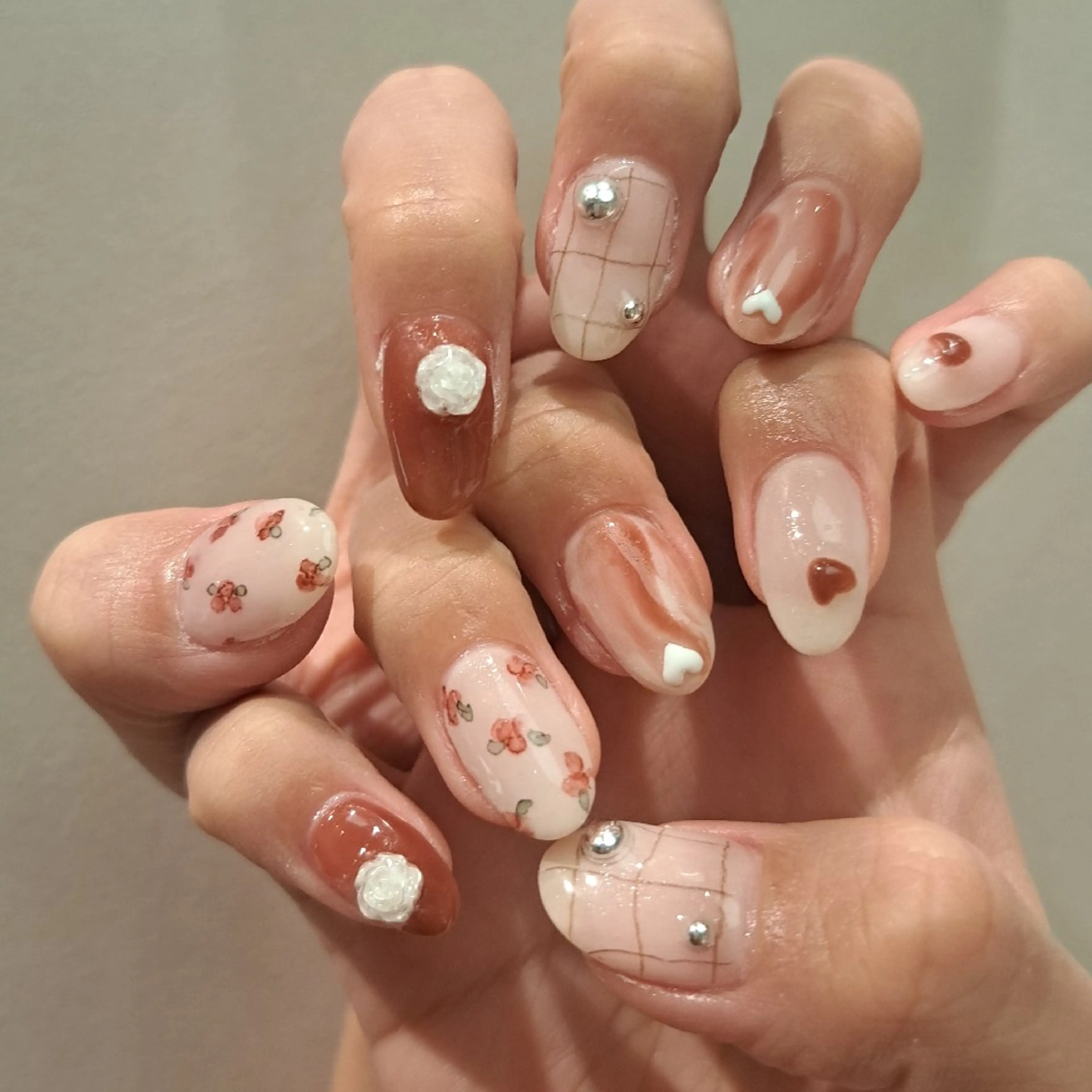 ネイル アートネイル ジェルネイル 持ち込み ニュアンスネイル バレンタイン Nail mood /アートし放題のネイルデザイン