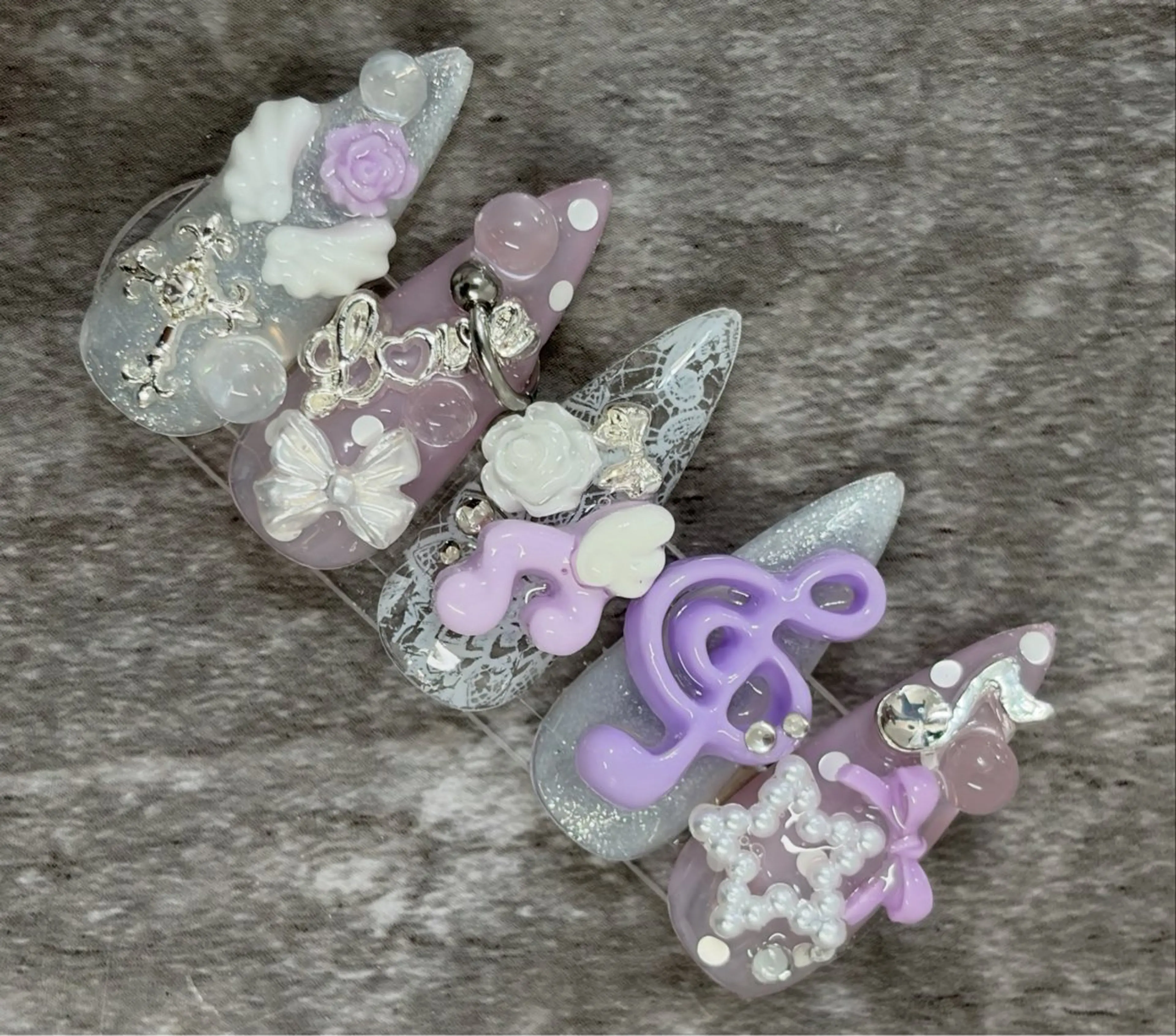 【ジェル】パーツ付け放題🌻オフあり⭕️(トップネイリスト施術)の写真