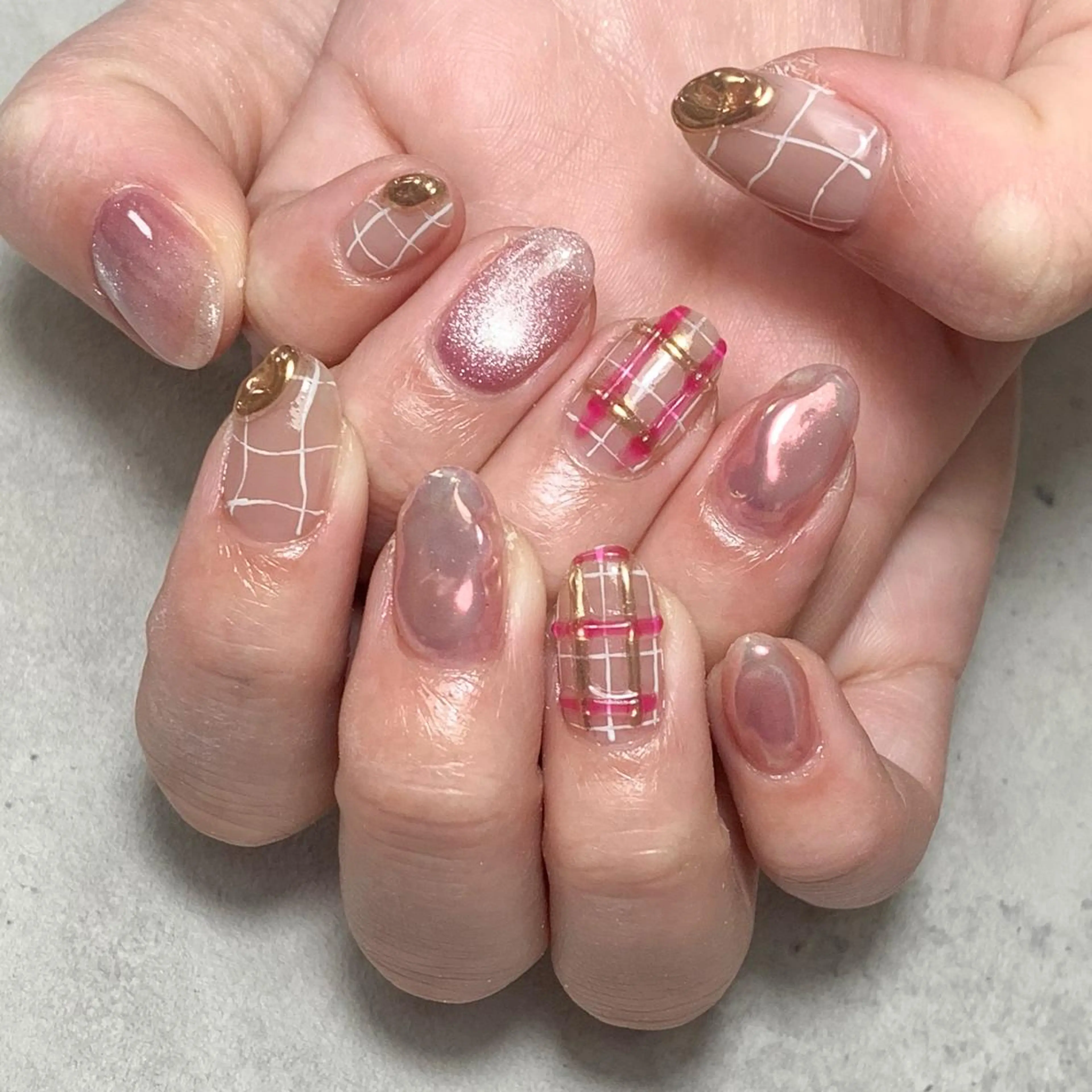 ネイル atelier　FIORITURA所属・FIORITURA aiのネイルデザイン