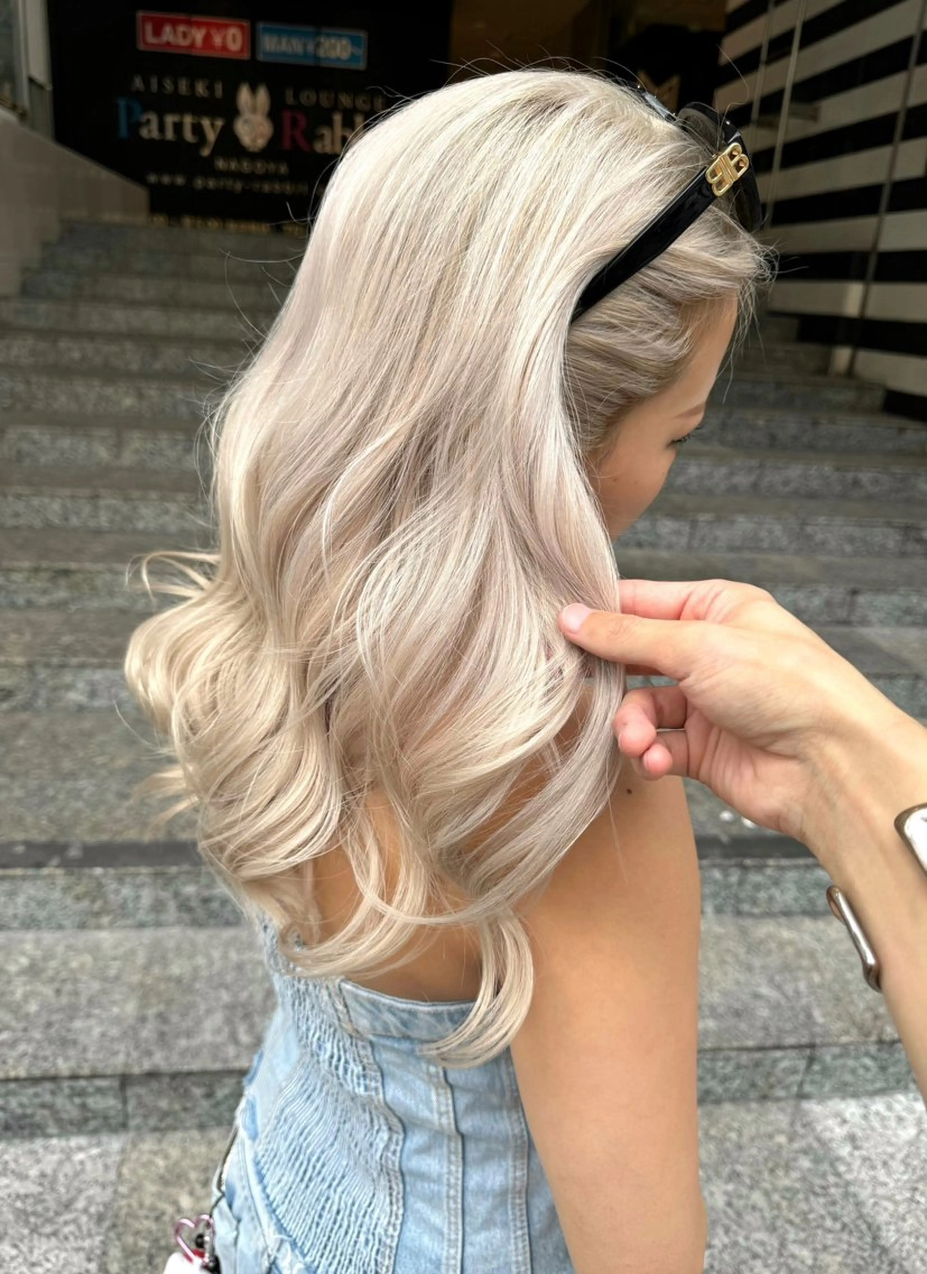 セミロング カラー ヘアカラー ENGOL所属・新美 蓮のヘアスタイル