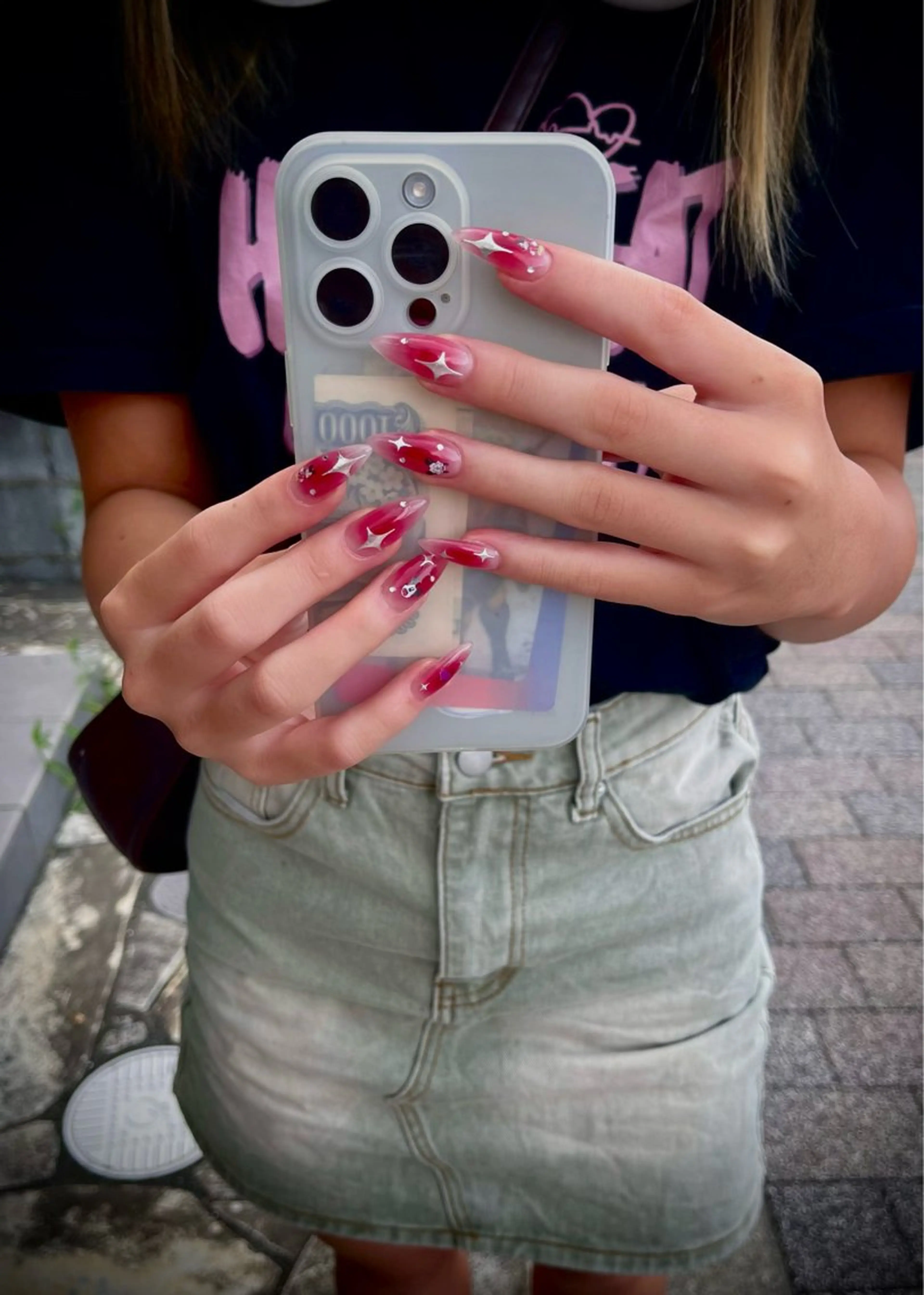 ネイル フットネイル キラキラネイル マグネットネイル ワンカラーネイル スカルプネイル nine.🦋 YUKOのネイルデザイン