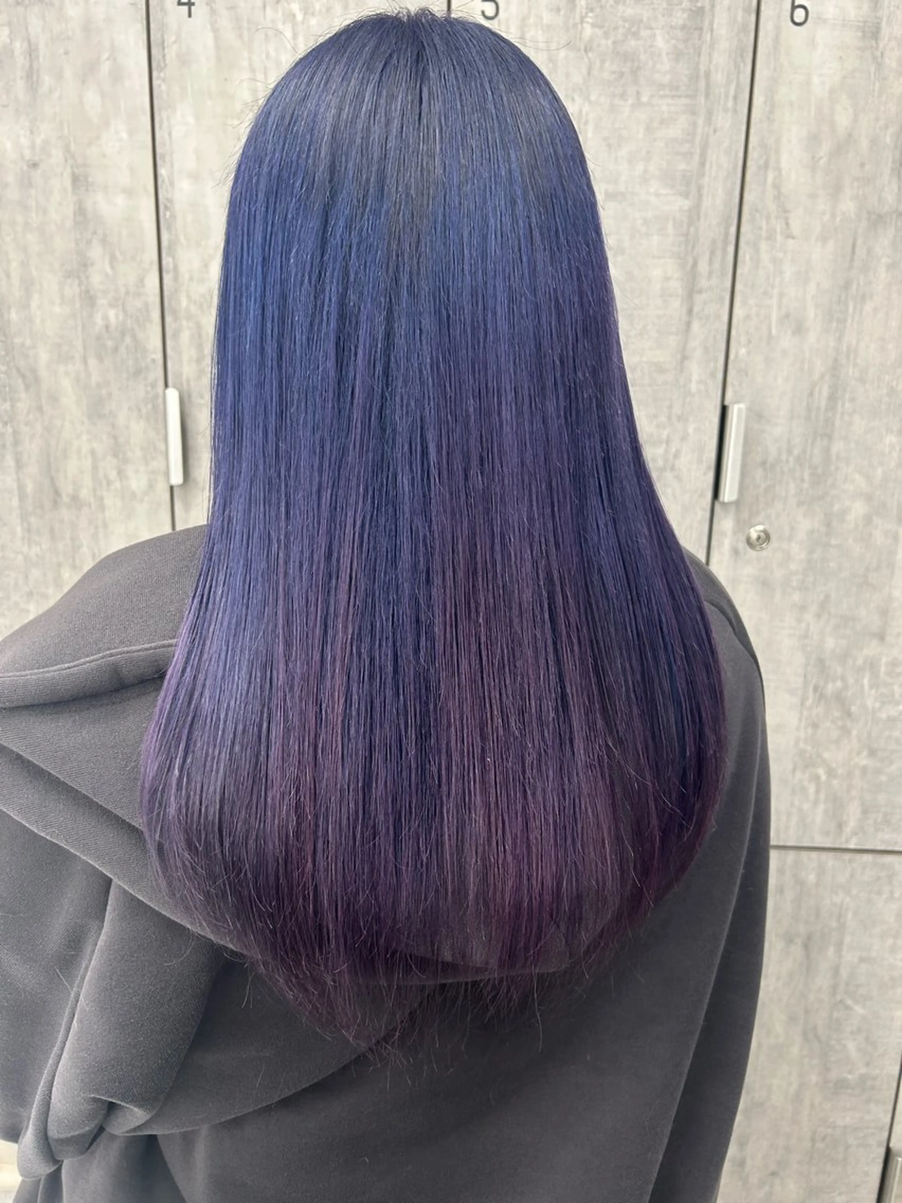 ロング ヘアカラー 🍇EARTH艶髪 ストレートharuのヘアスタイル