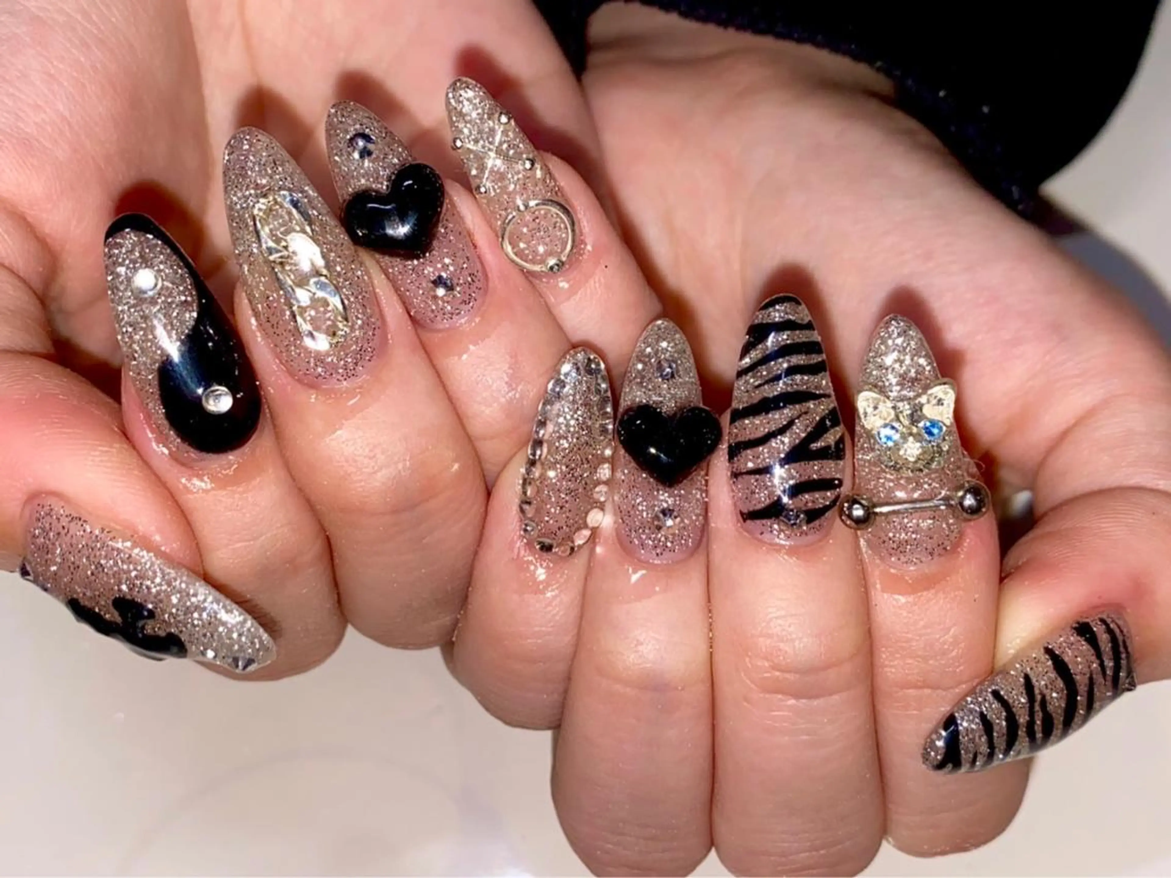 ネイル アニマル柄 NAILSGOGO shibuyaのネイルデザイン