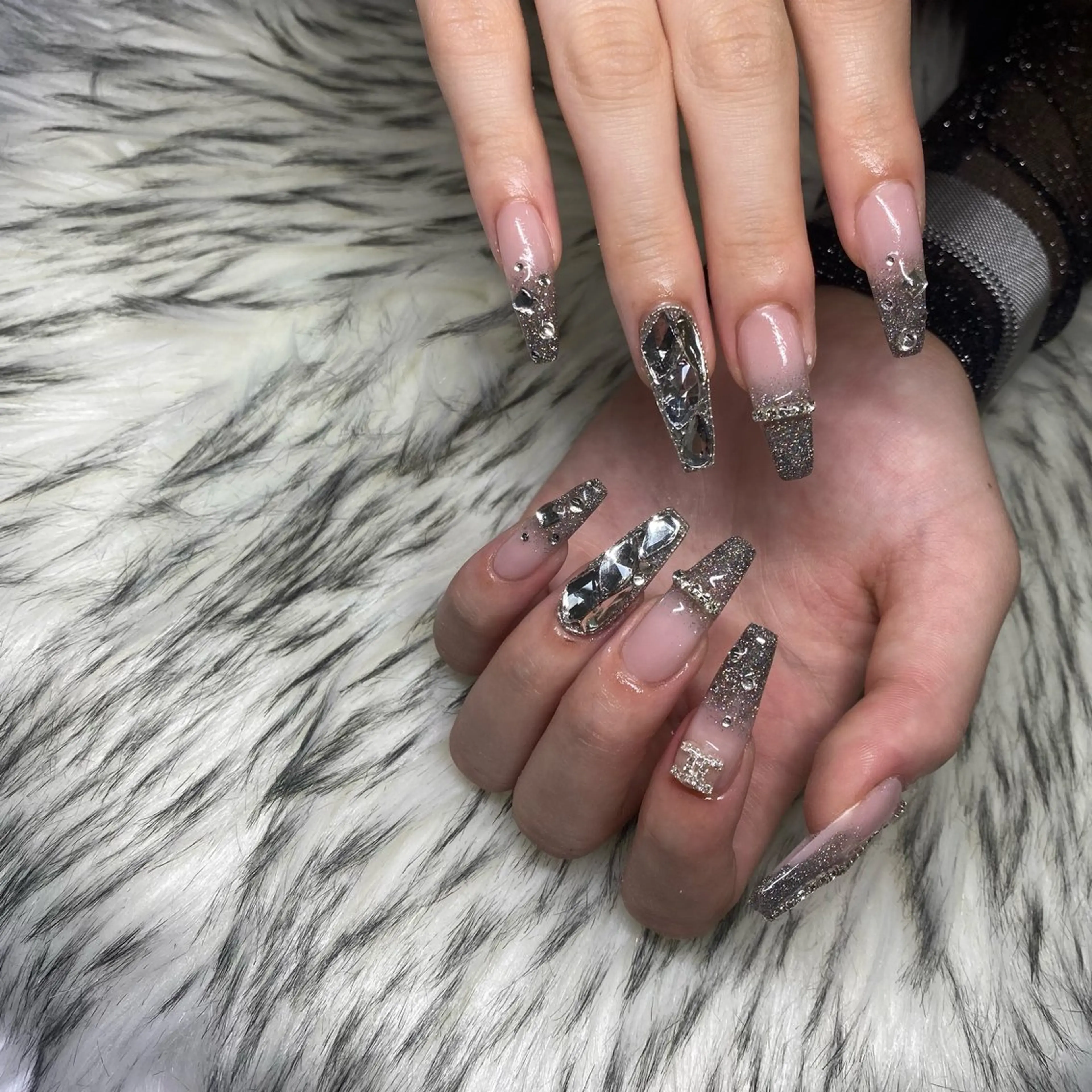 ネイル ハンドネイル la vie  Luire所属・la vie Luire ｱｽｶのネイルデザイン