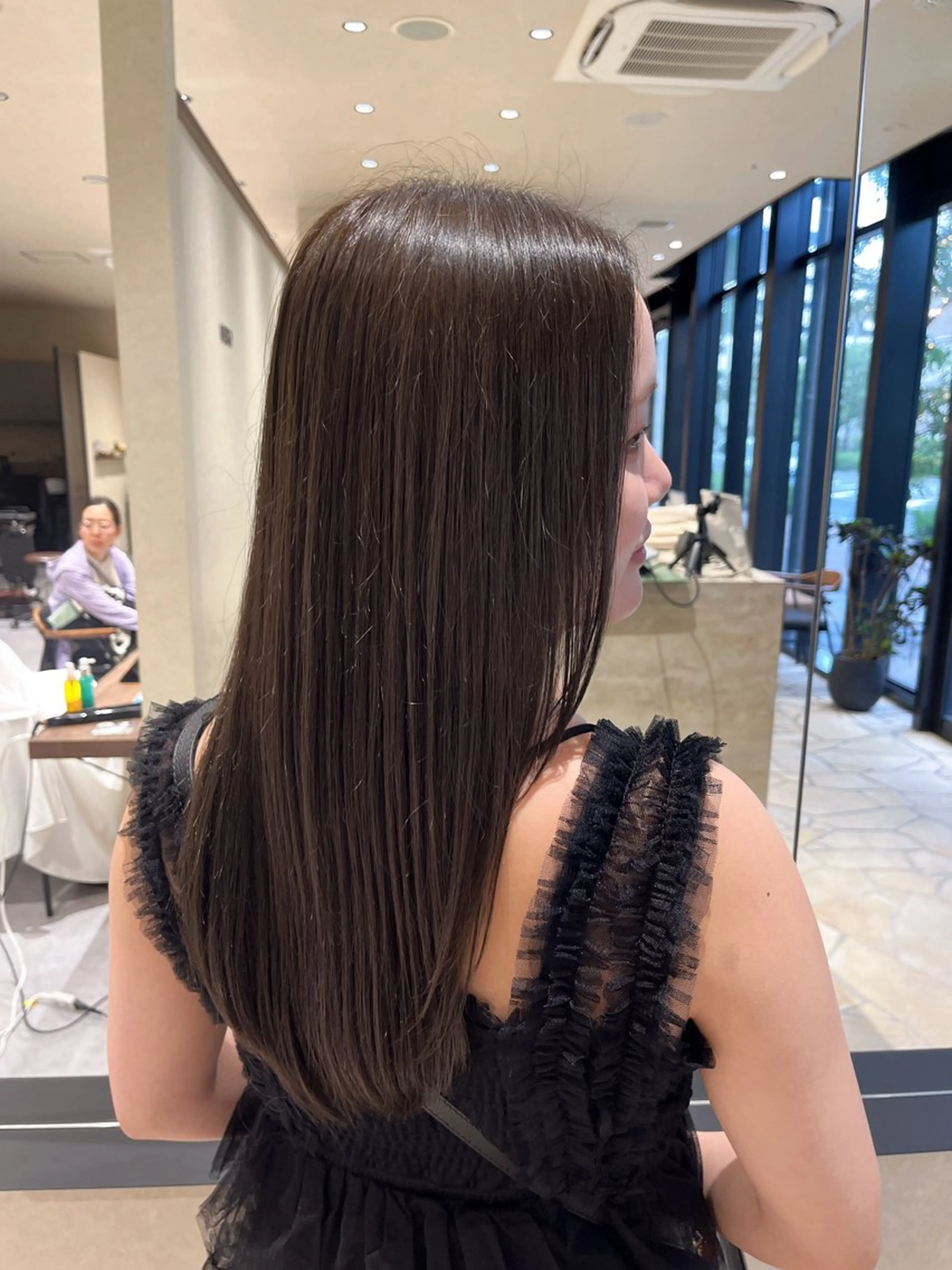 ロング GIEN Smart Salon by milbon 西宮ガーデンズ　プラス所属・吉原 星稀のヘアスタイル