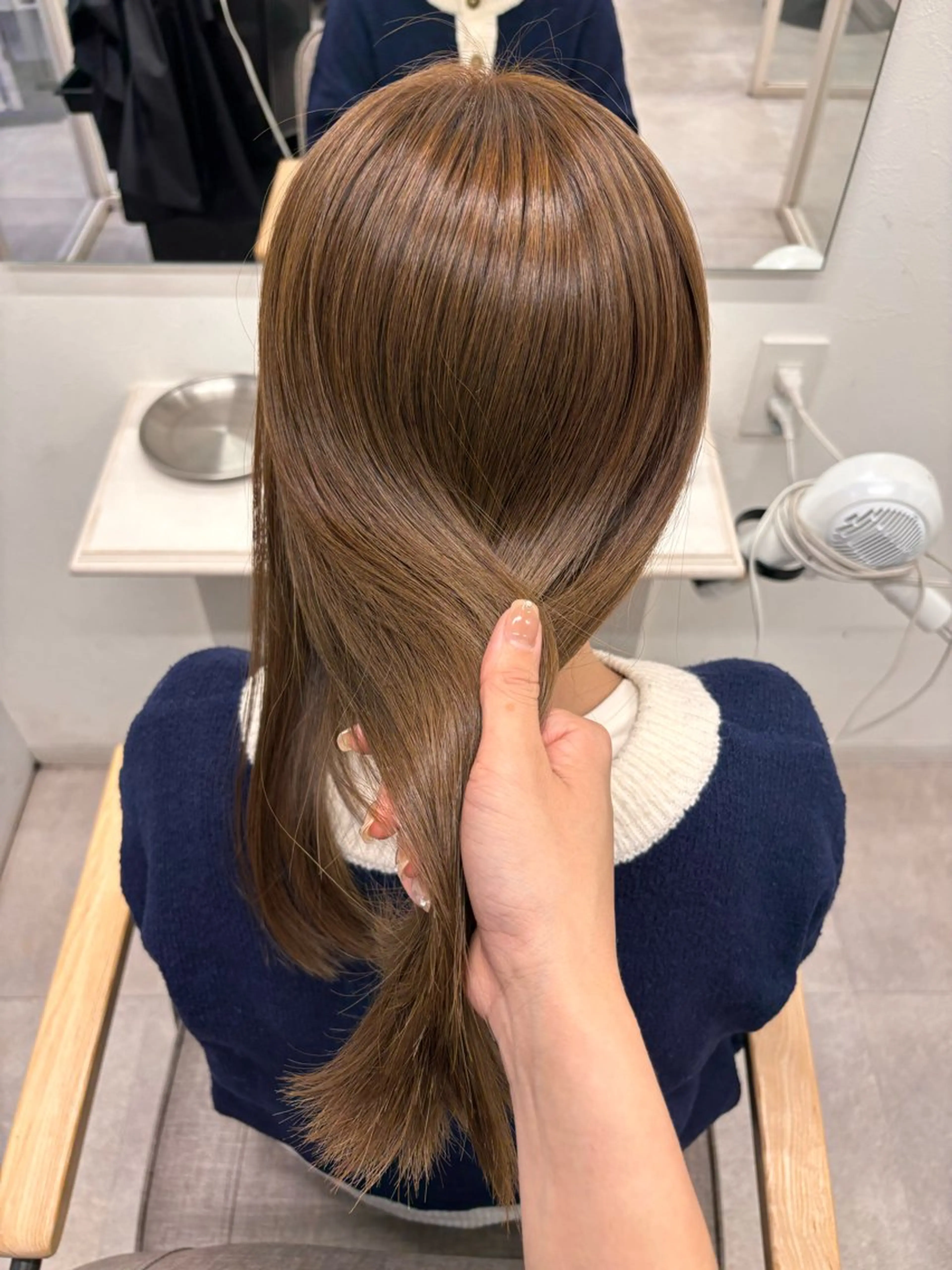 ミディアム カット ヘアカラー トリートメント ヘアアレンジ🪽🎀 艶カラー/天王寺のヘアスタイル