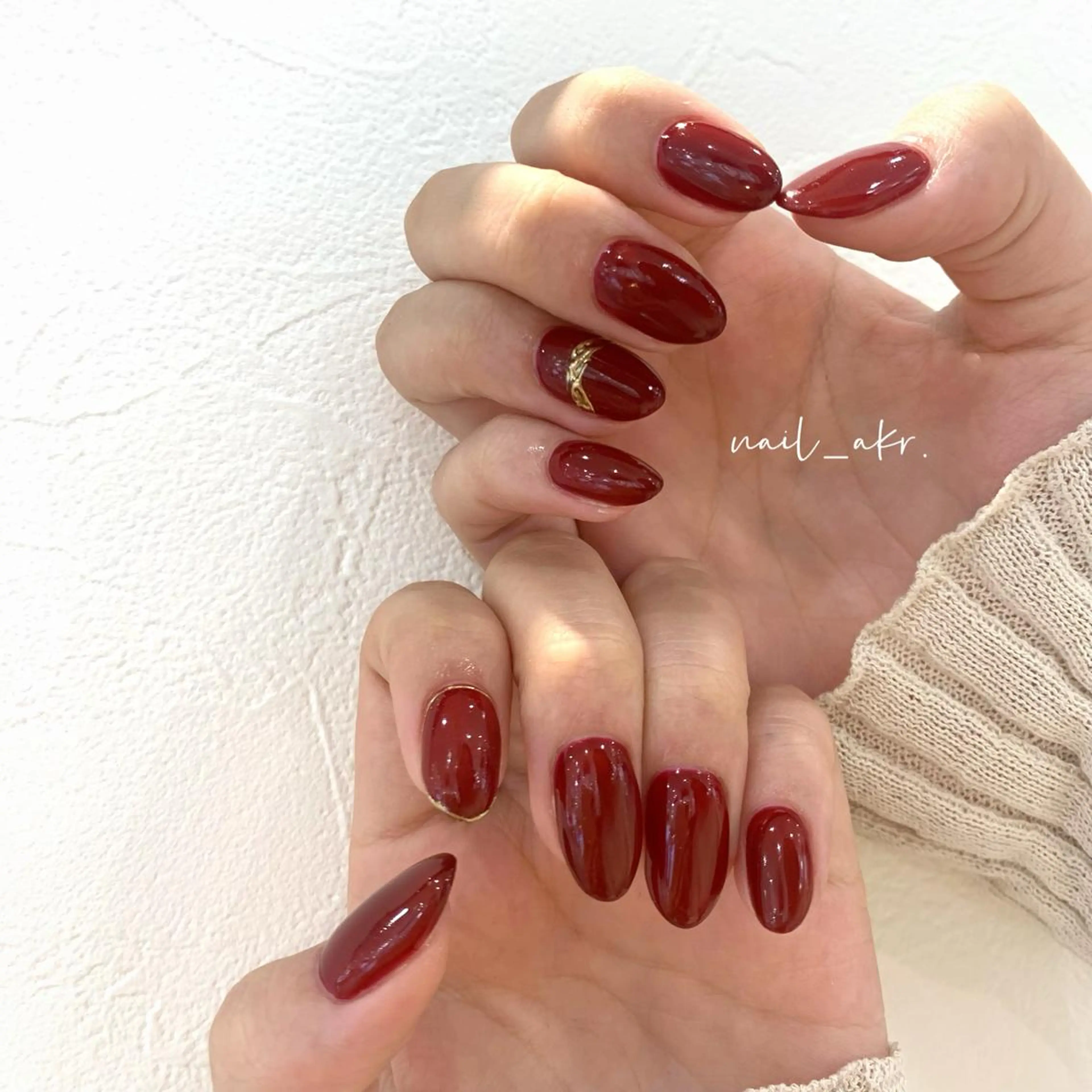 ネイル 赤色 nailAVANCE akariのネイルデザイン