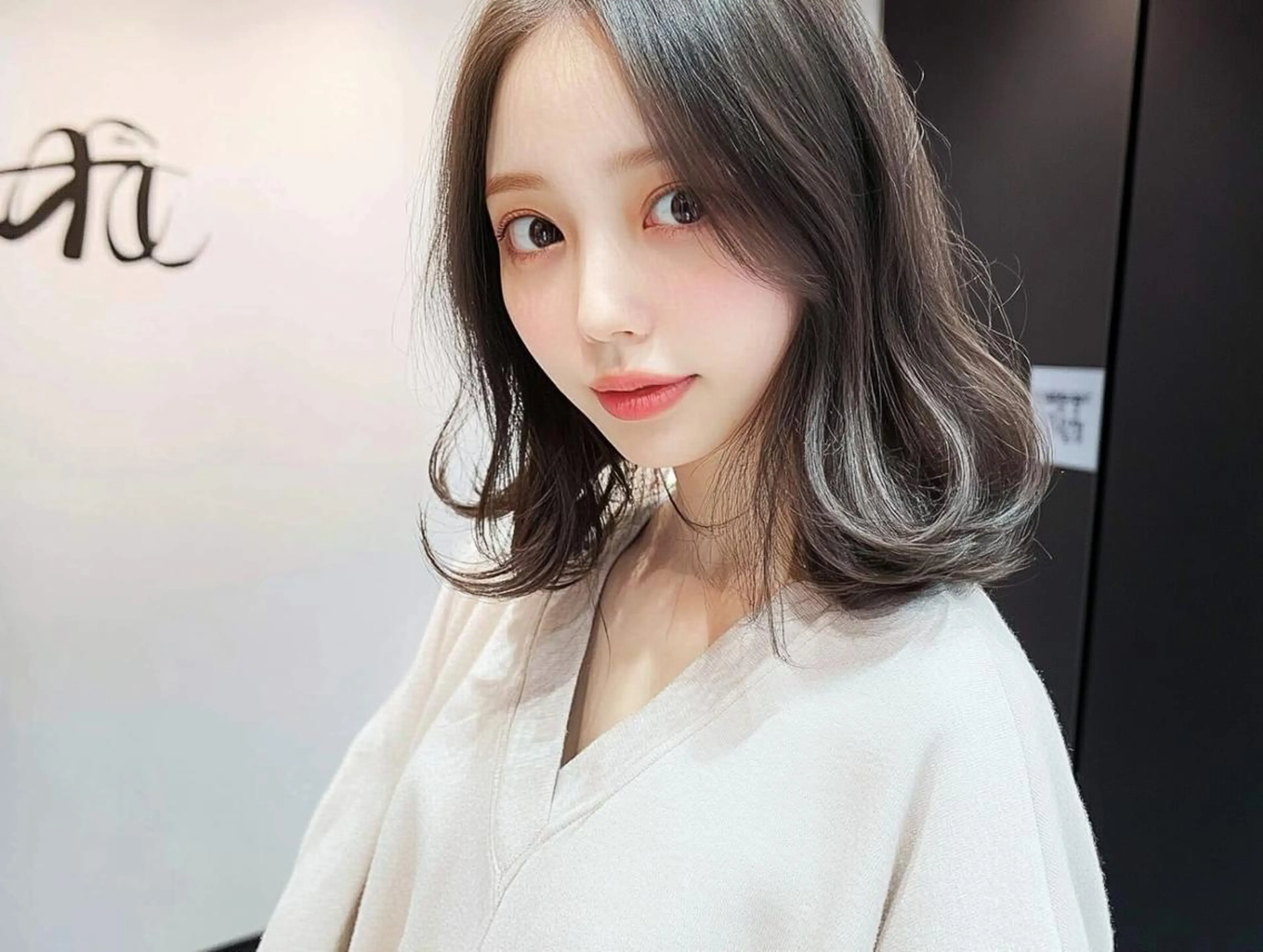 カラー GiseL kotoneのヘアスタイル