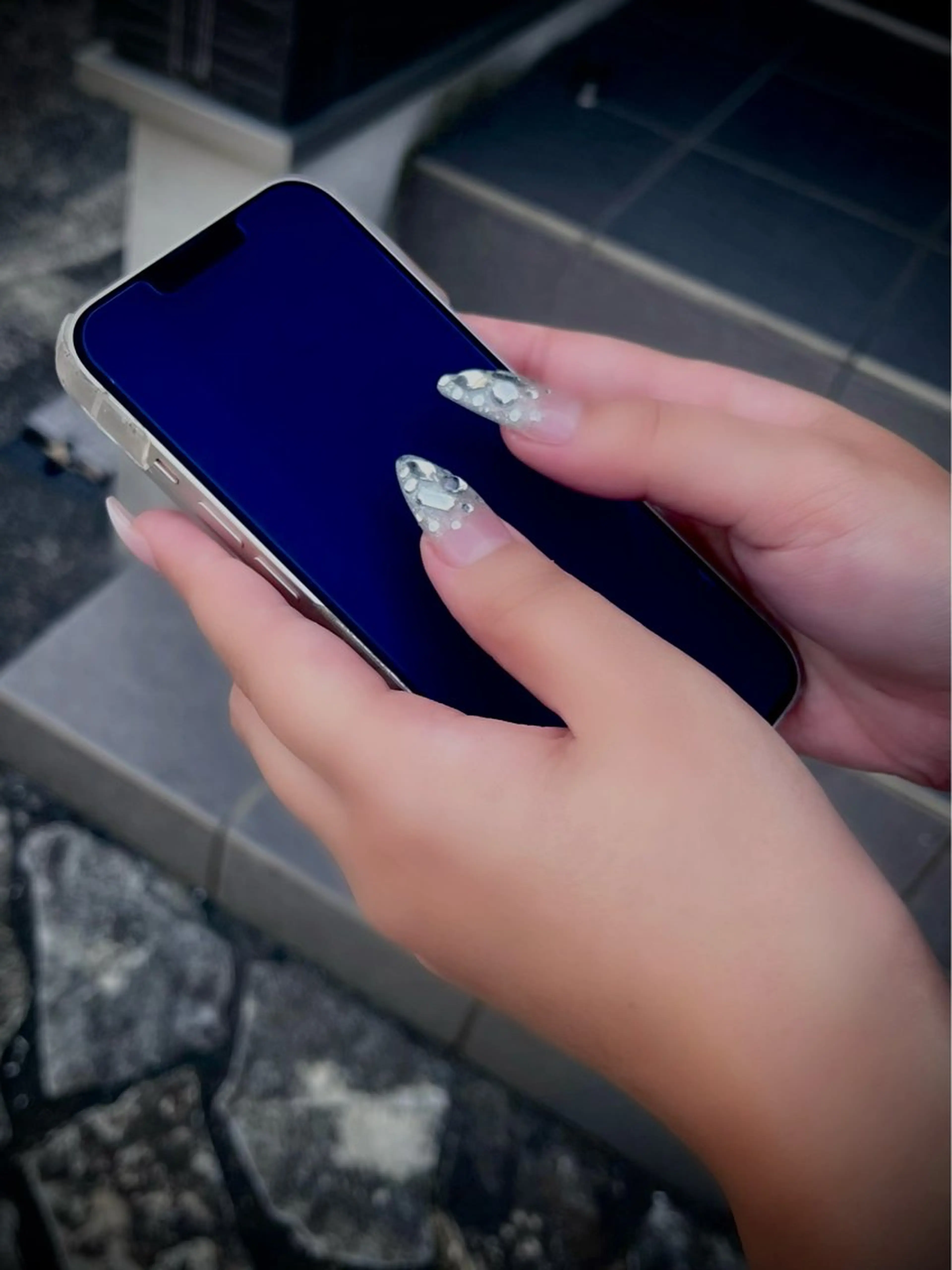 ネイル フットネイル キラキラネイル マグネットネイル ワンカラーネイル スカルプネイル nine.🦋 YUKOのネイルデザイン