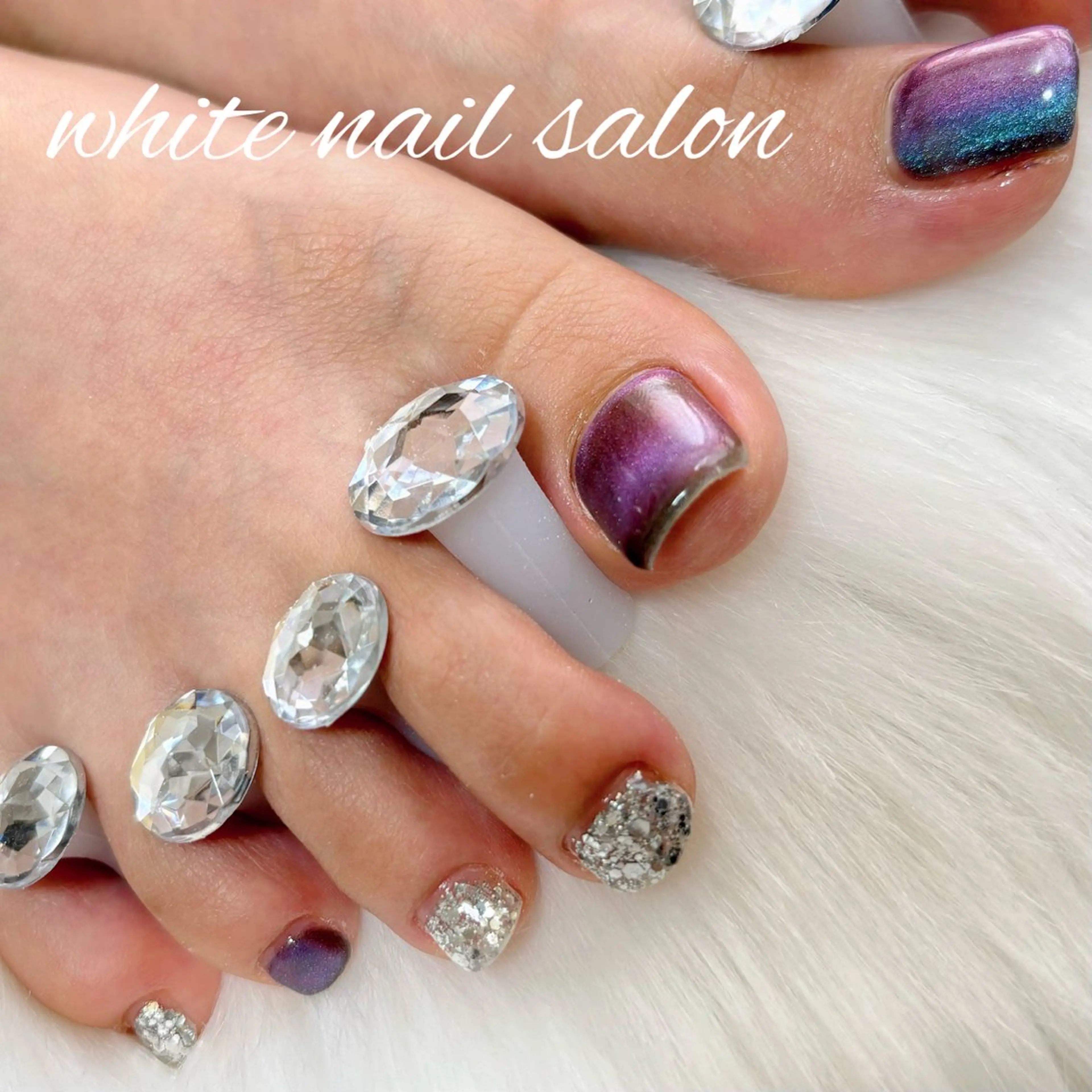 ネイル ホワイト フットネイル white nail salonのネイルデザイン
