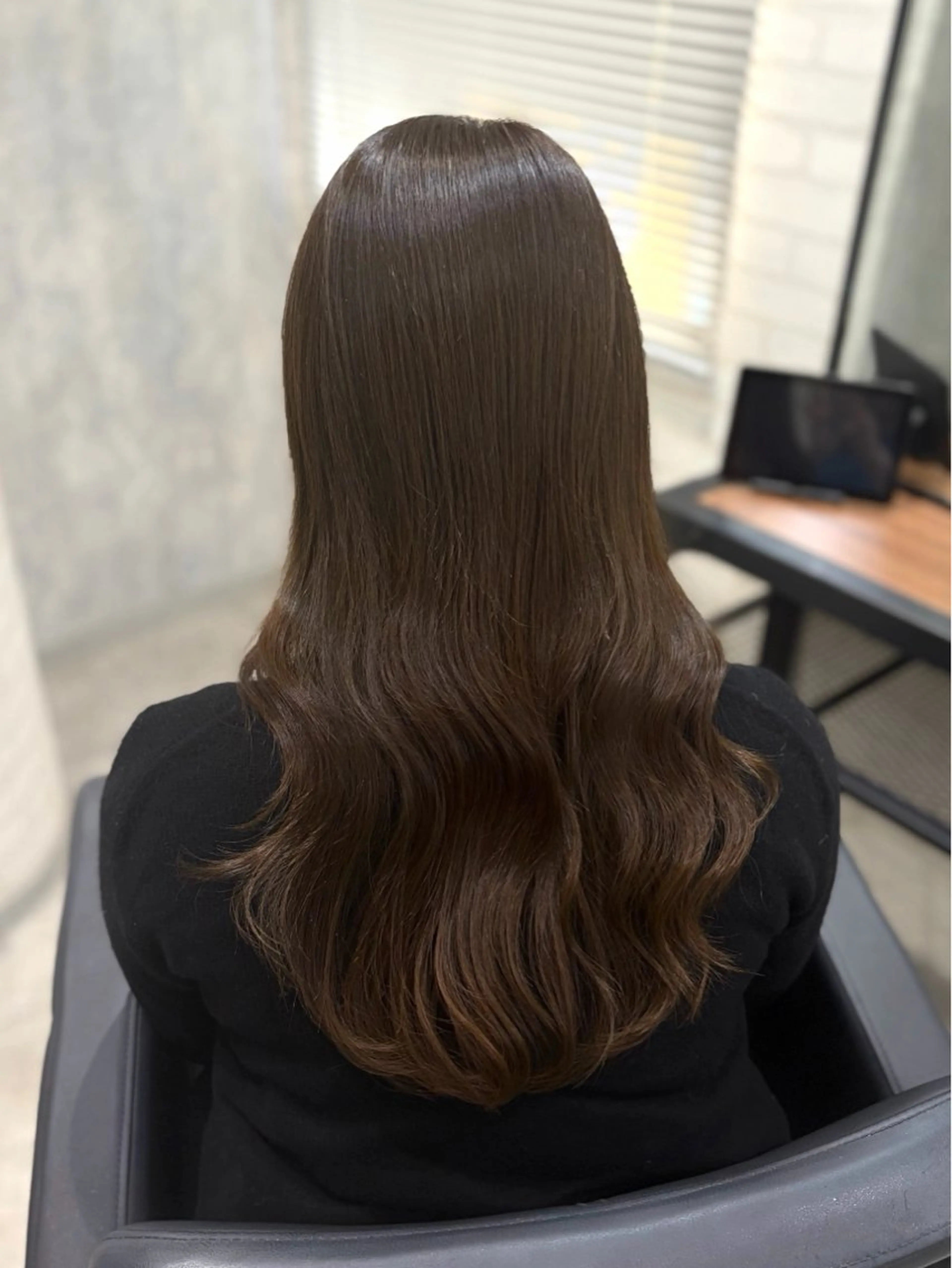 ロング カラー 透明感カラー グレージュ オリーブグレージュ オリーブグレー カット ヘアカラー トリートメント shiori/透明感 /顔周り/髪質改善のヘアスタイル