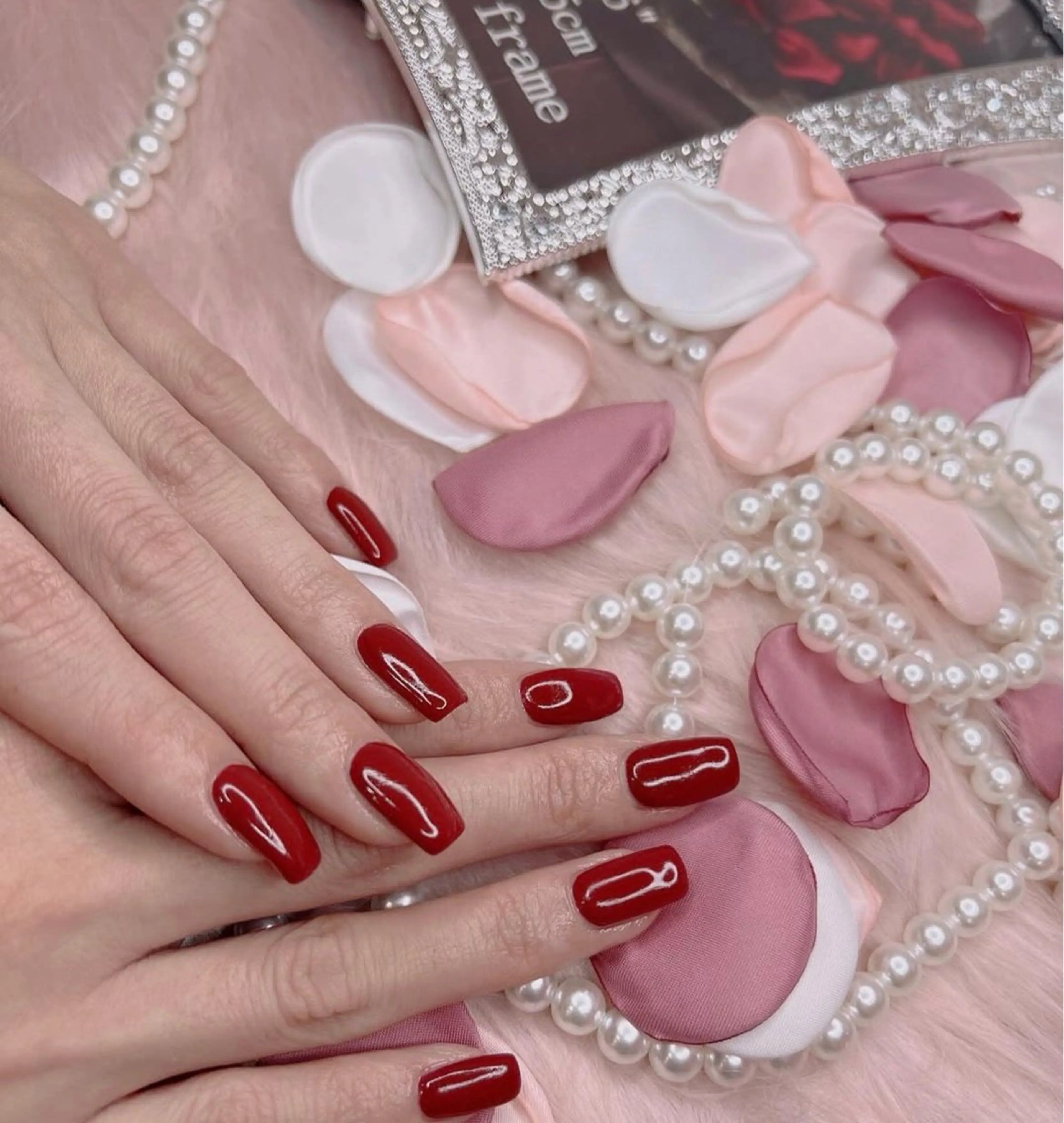 ネイル ボルドー ワンカラーネイル Taniguchi Yukiのネイルデザイン