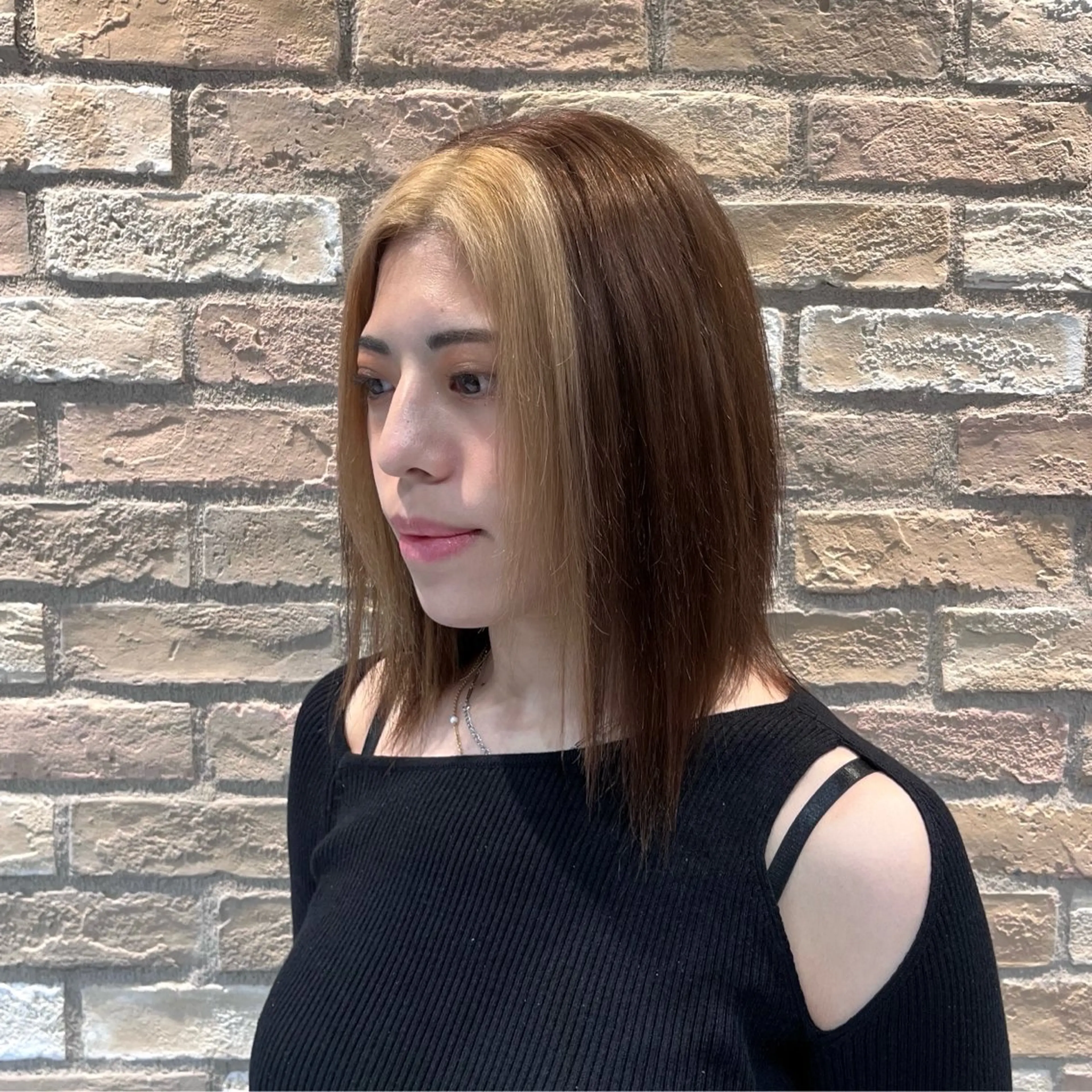 ミディアム カラー 🩶レイナ🩶 color/nailのヘアスタイル