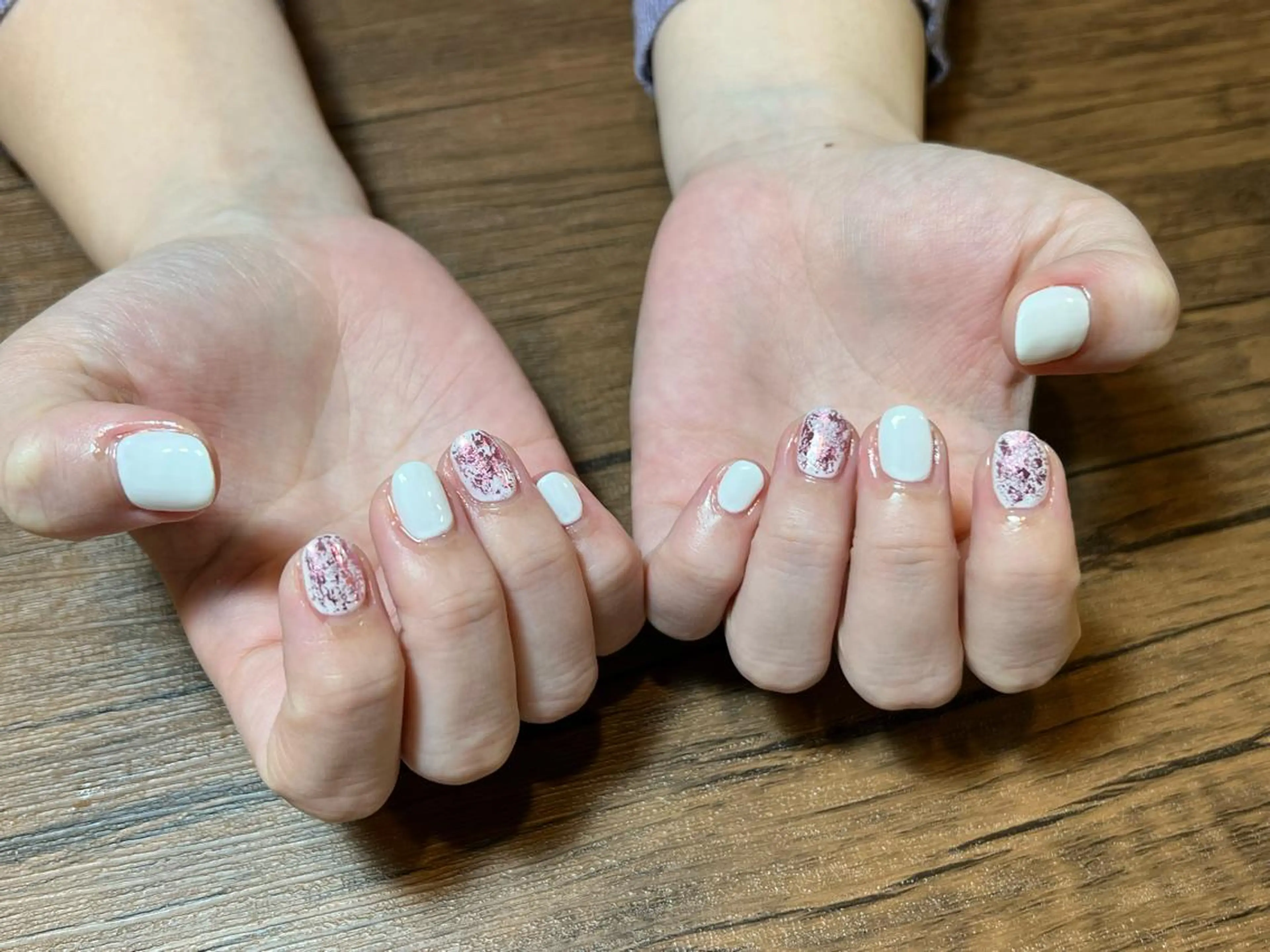 ネイル ハンドネイル HENRIETTA NAILSALONのネイルデザイン