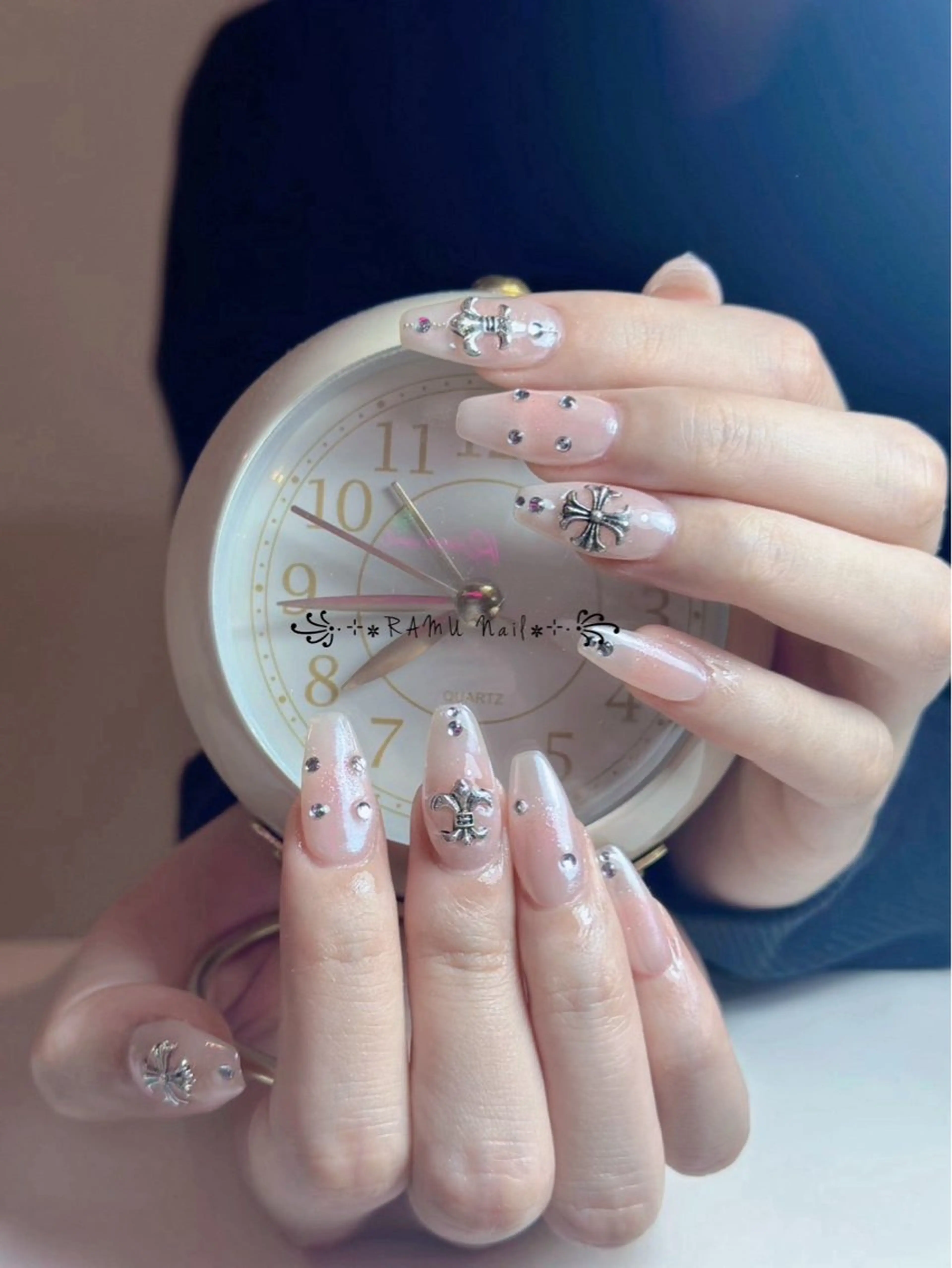 ネイル キラキラネイル マグネットネイル ミラーネイル ピンク 春ネイル ハンドネイル RAMU Nail 恵比寿店のネイルデザイン