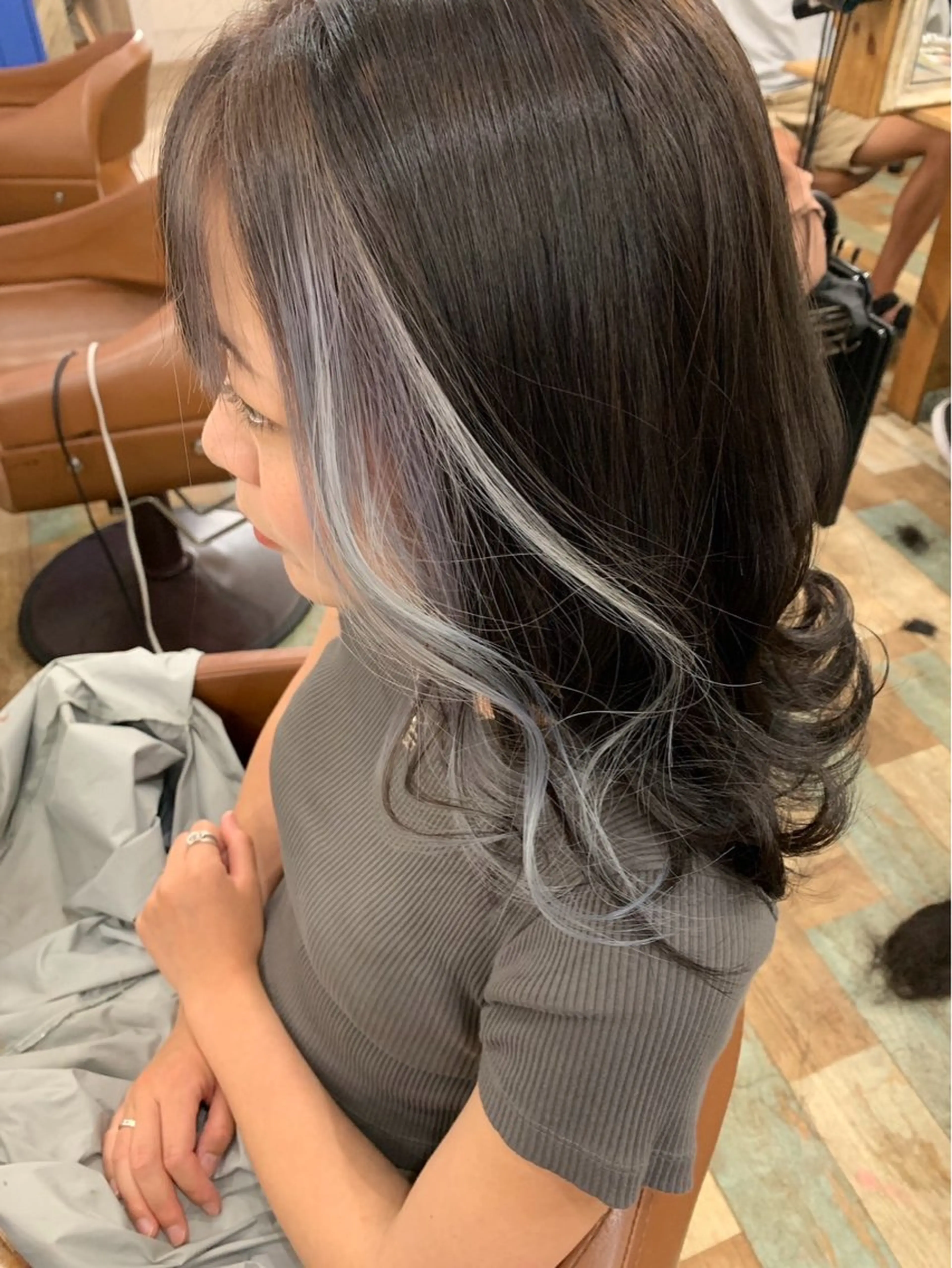 ミディアム カラー Hair's RooMのヘアスタイル