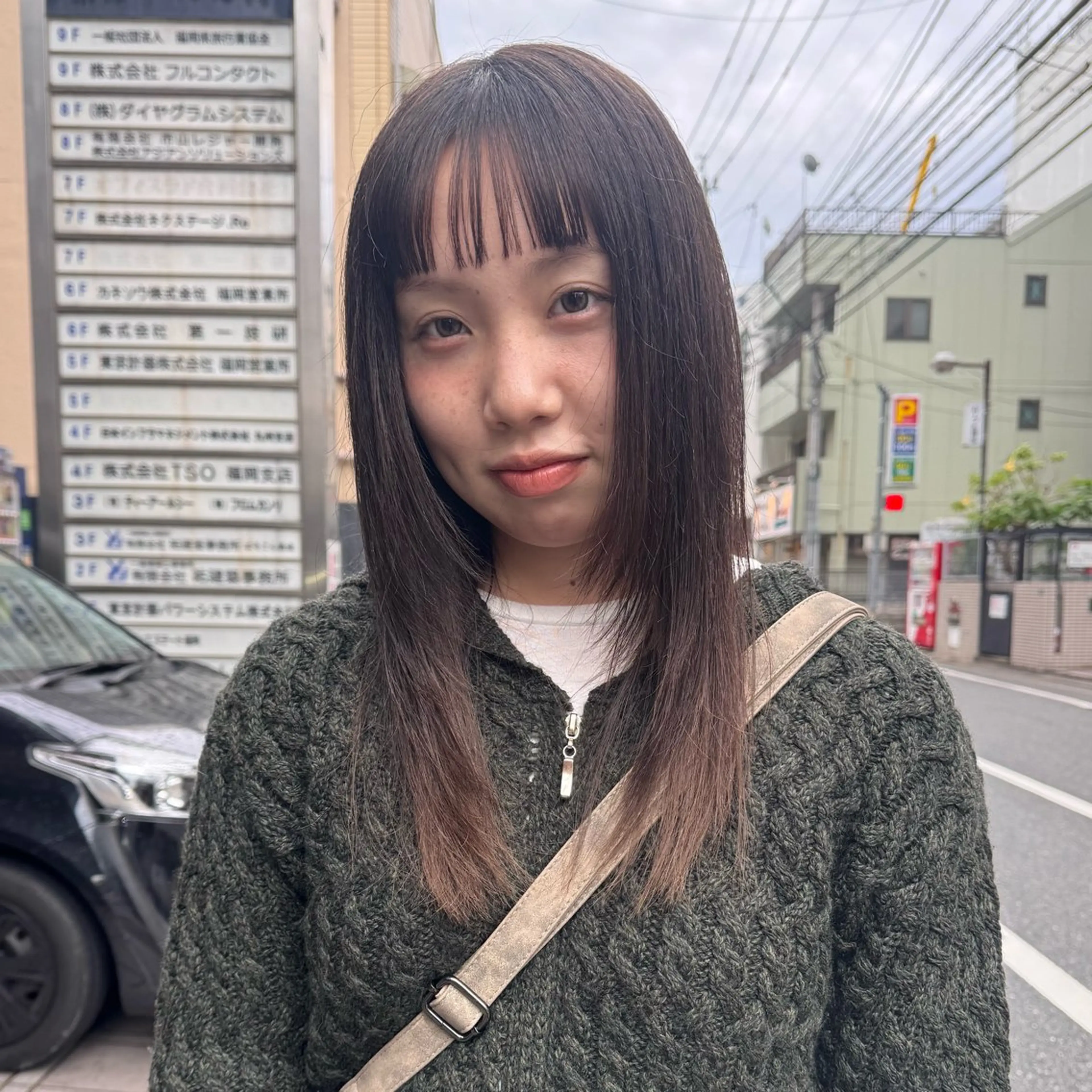 セミロング カット トリートメント Lilu しずくのヘアスタイル