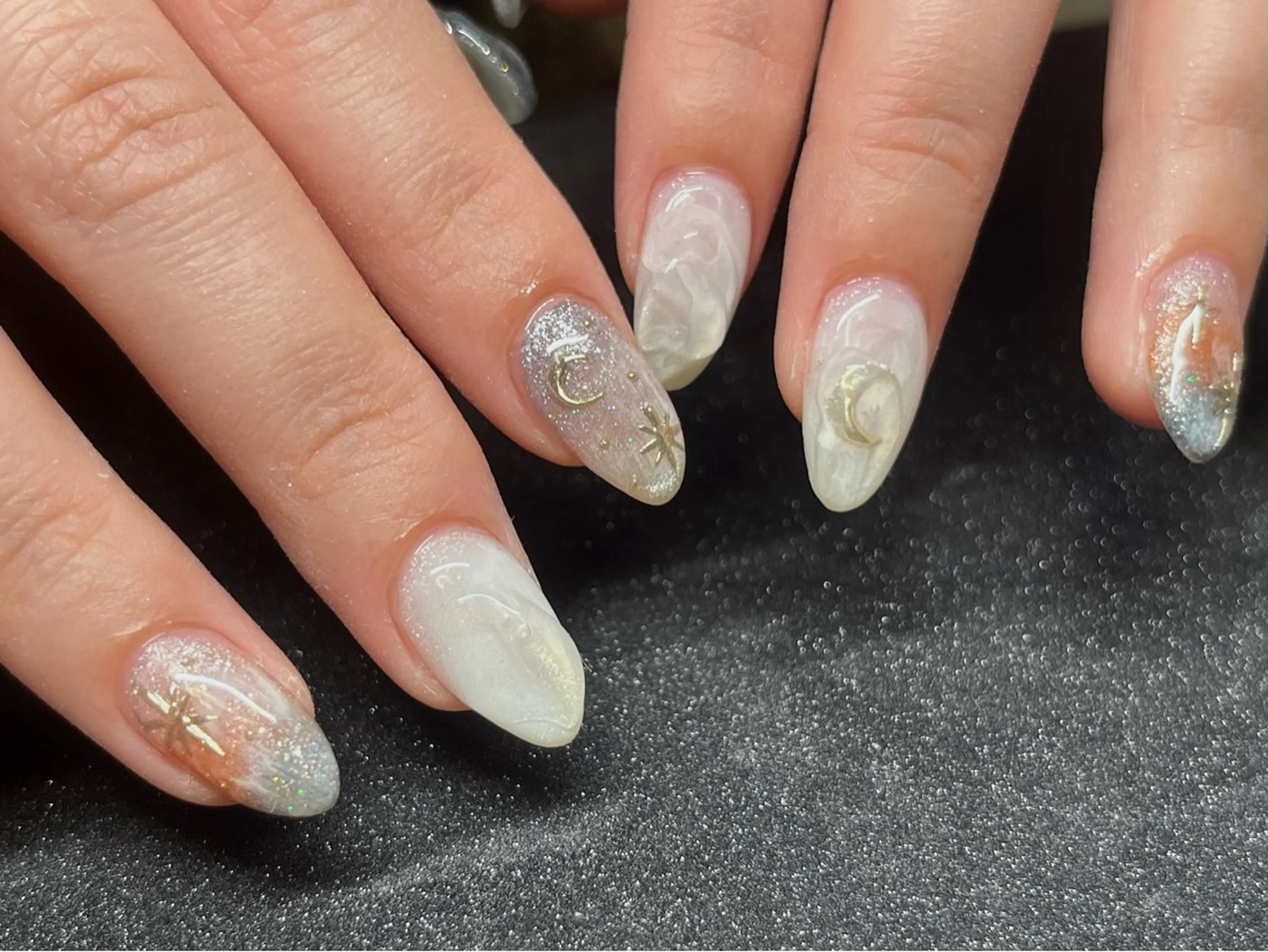 ネイル 持ち込み ニュアンスネイル ハンドネイル Chika .のネイルデザイン