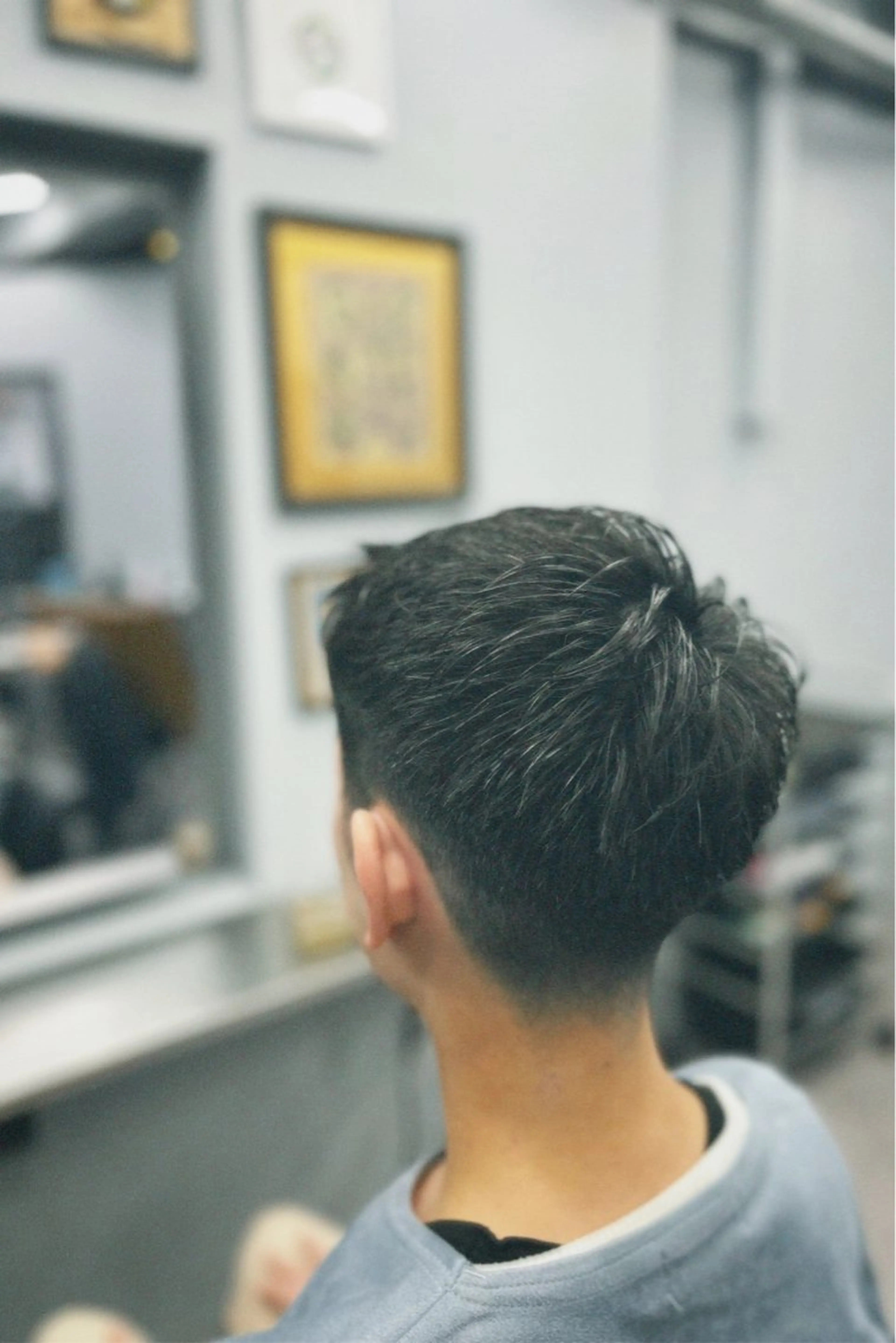 ショート メンズ センターパート フェードカット マッシュ メンズパーマ メンズツイストパーマ icon Blue所属・池袋メンズパーマ フェード純平のヘアスタイル